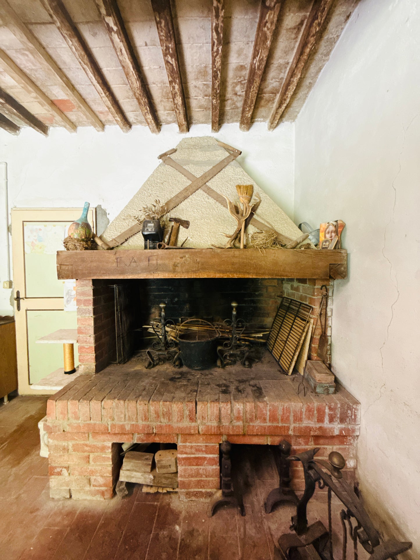 Farmhouse for sale