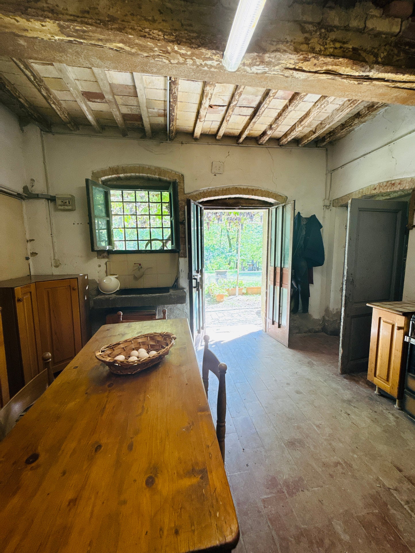 Farmhouse for sale
