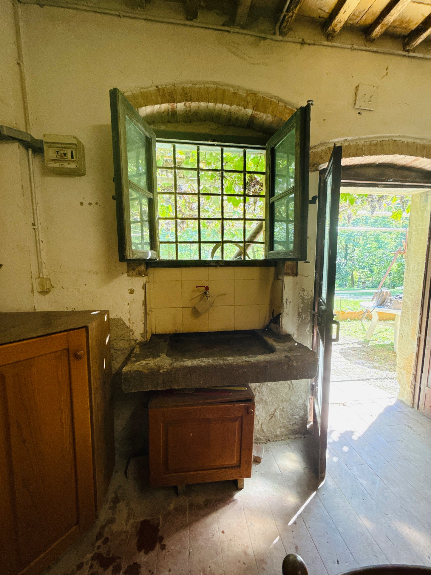 Farmhouse for sale