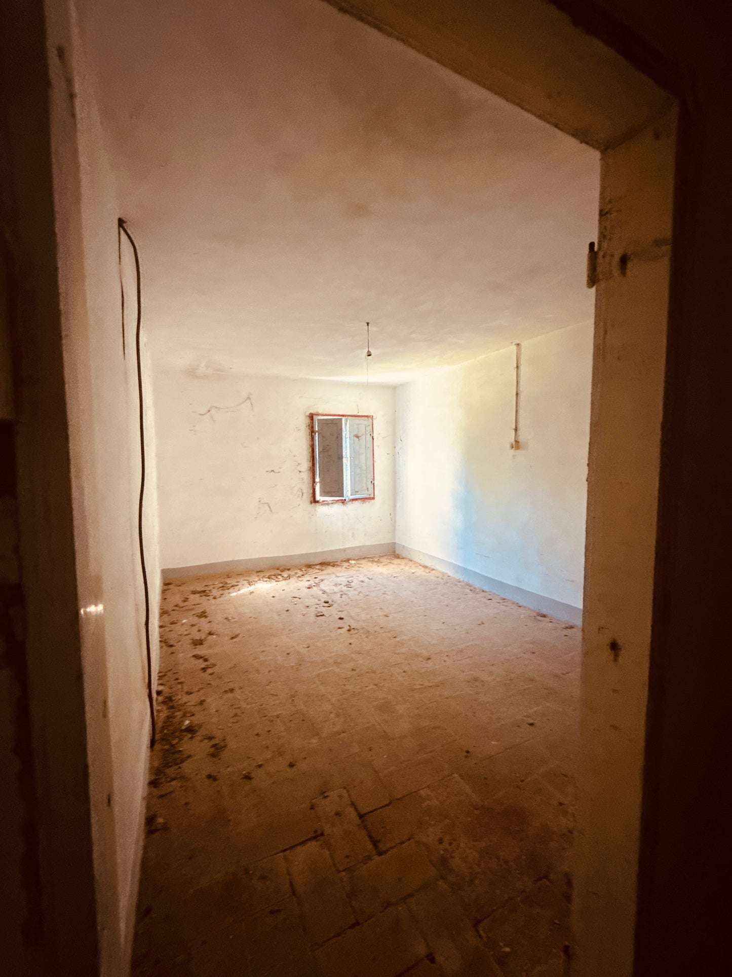 Farmhouse for sale