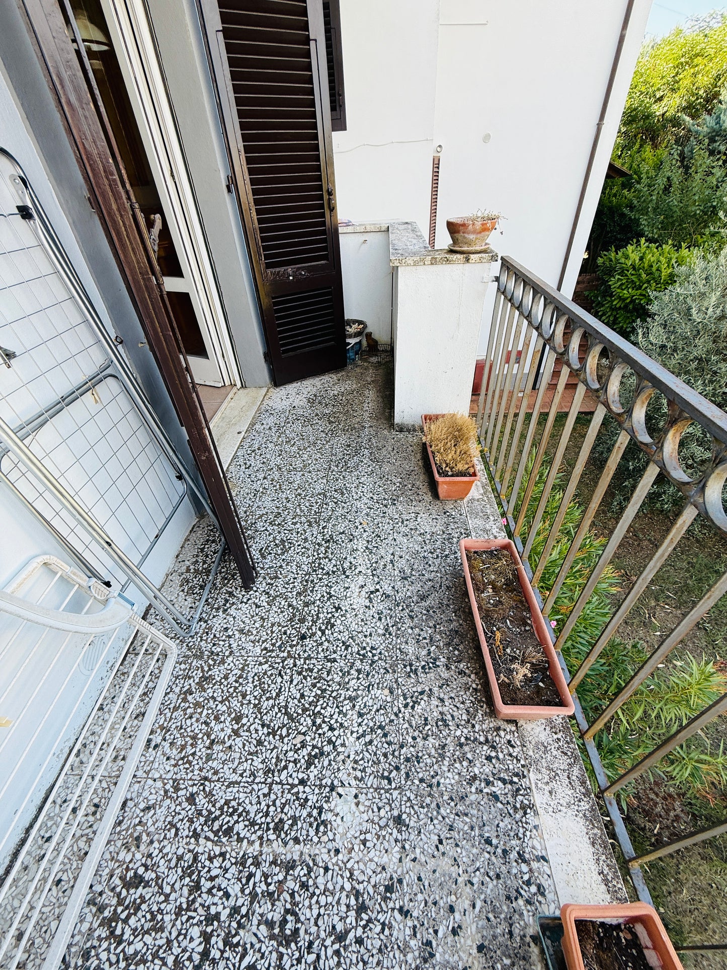 House for sale with garden and terrace