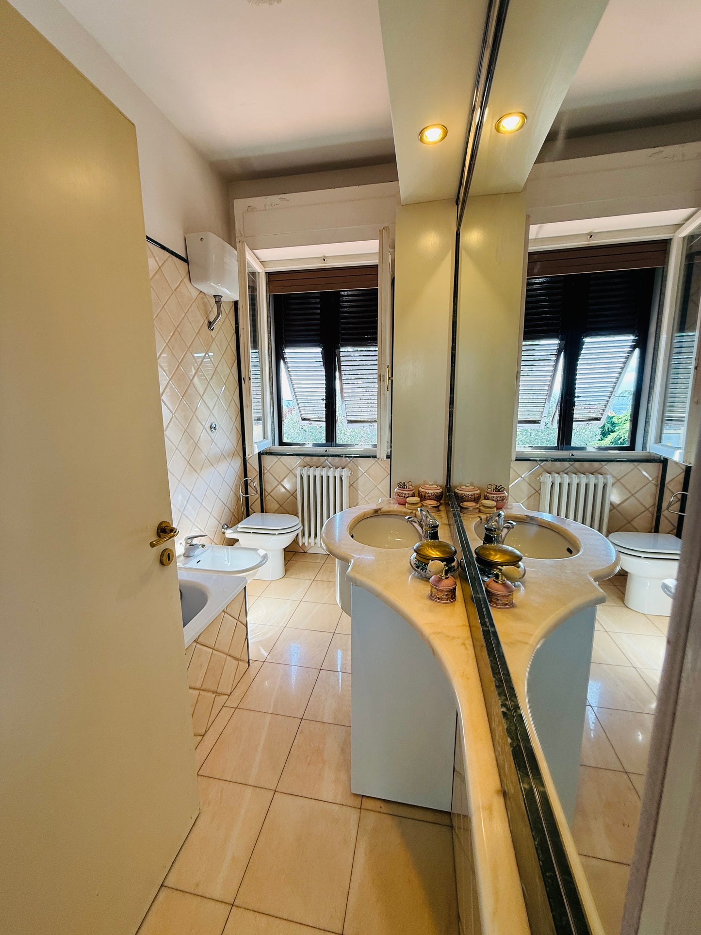 House for sale with garden and terrace