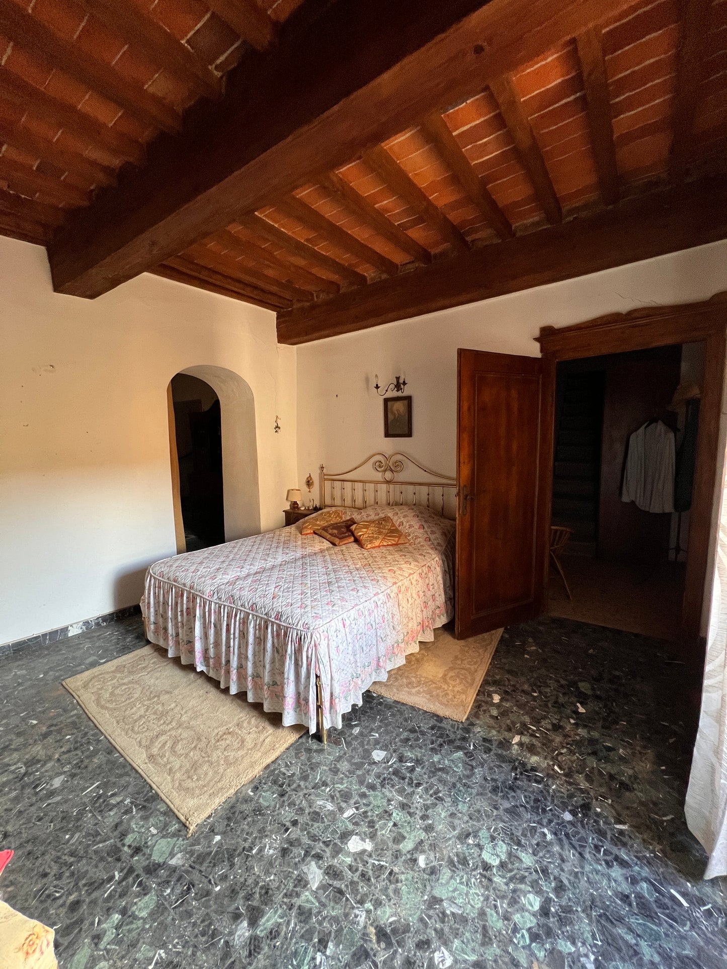 Old castle village house 300 sqm