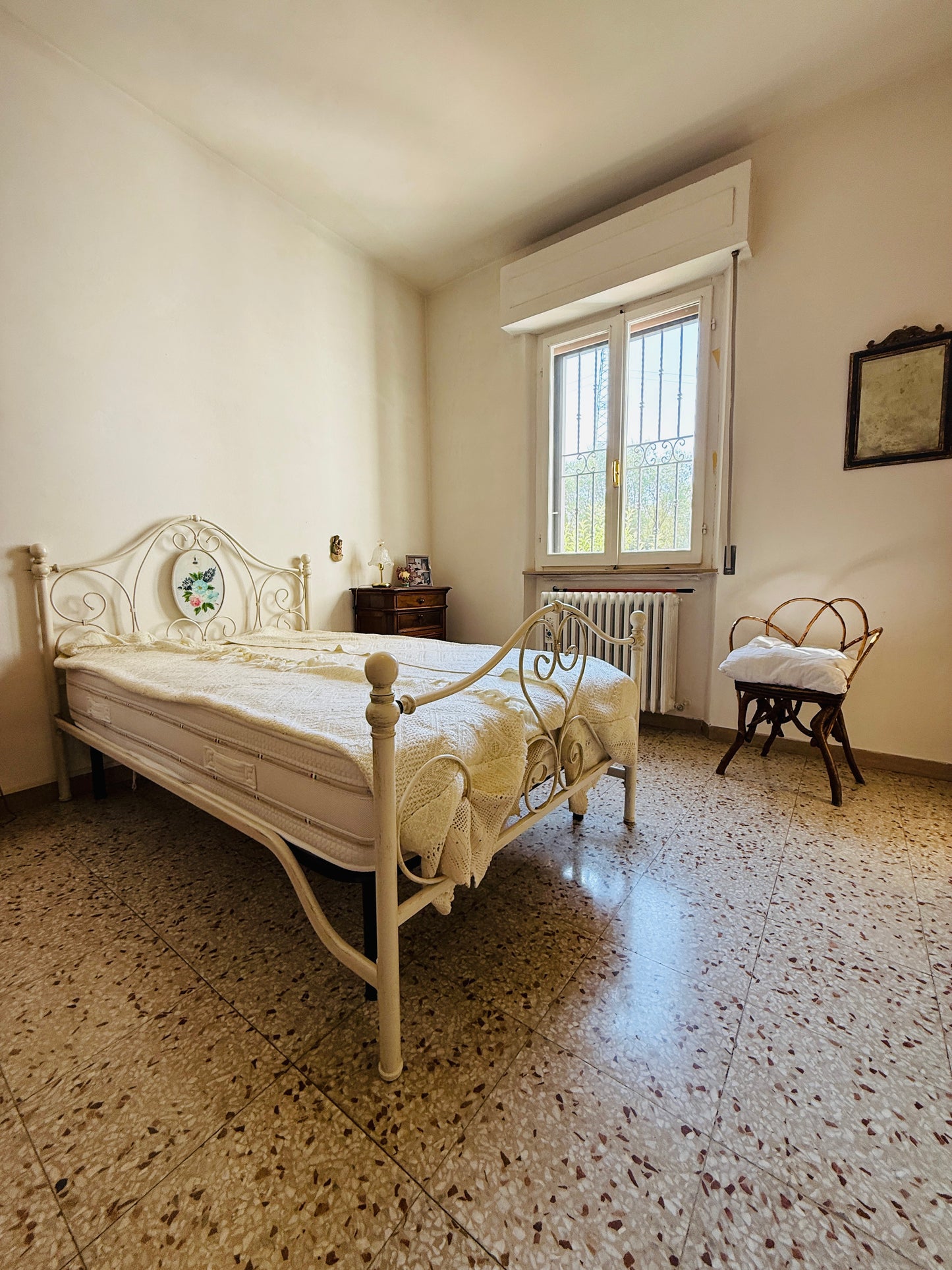House for sale with garden and terrace