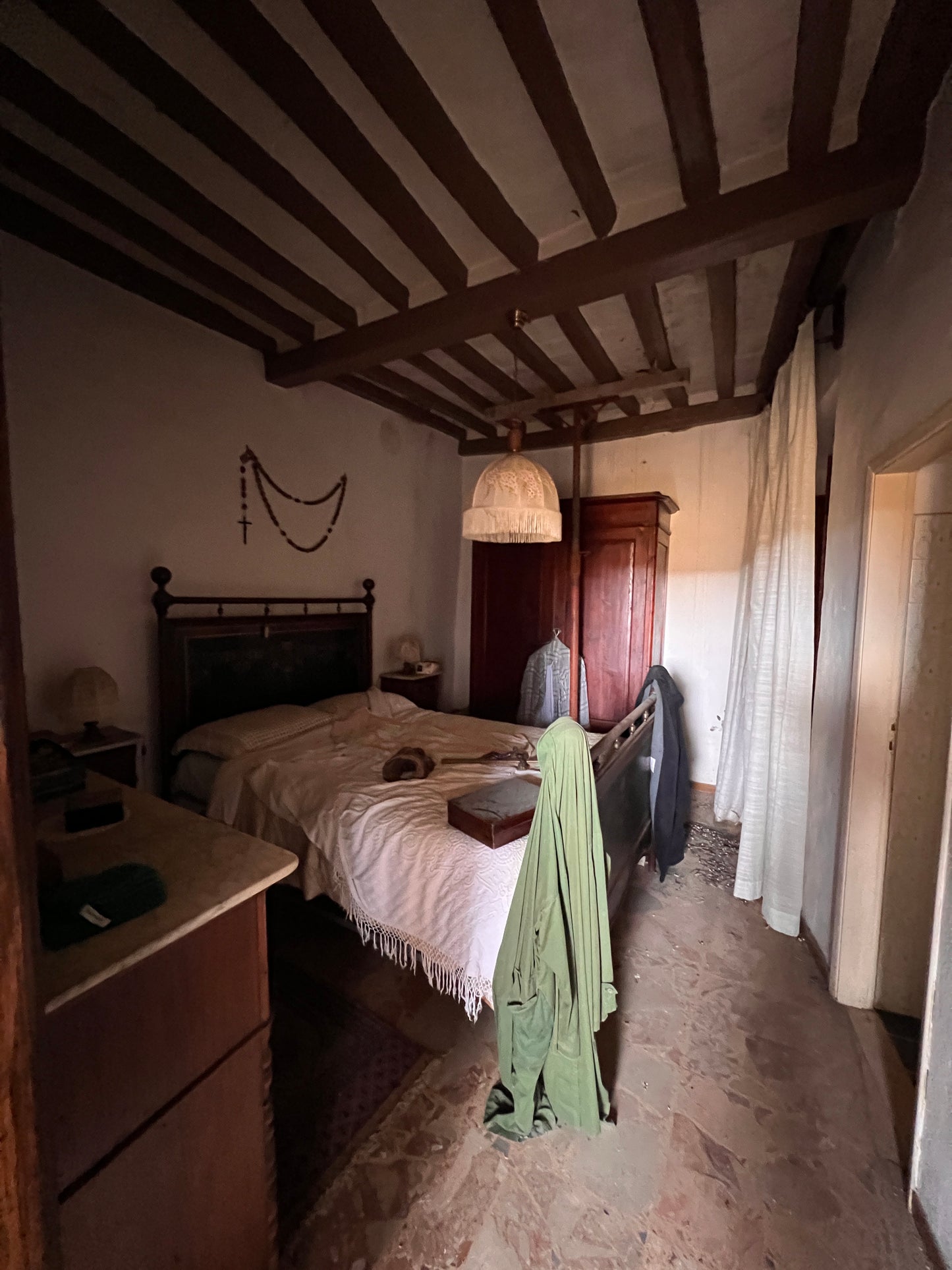 Old castle village house 300 sqm