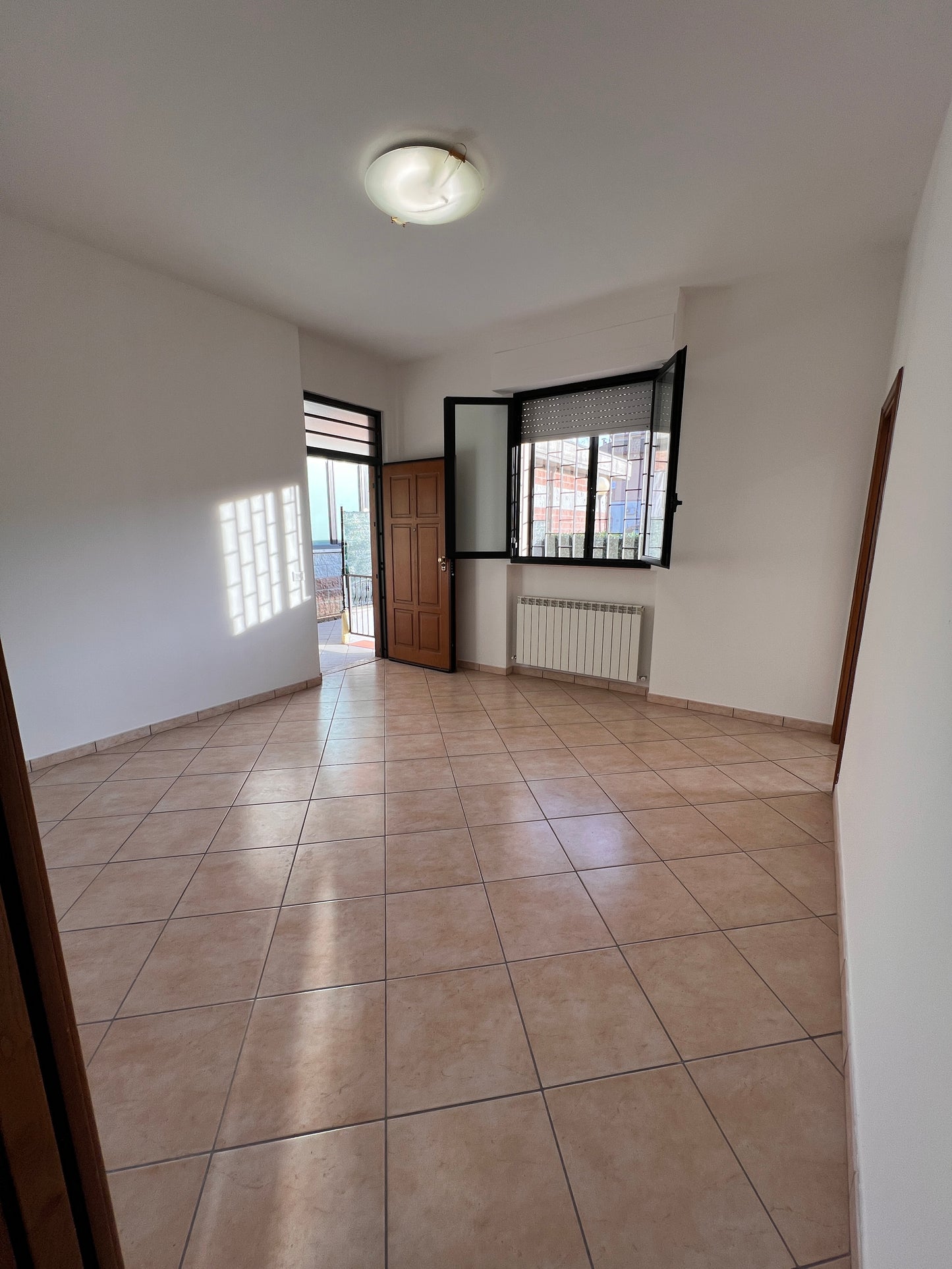 Big apartment one floor and garage