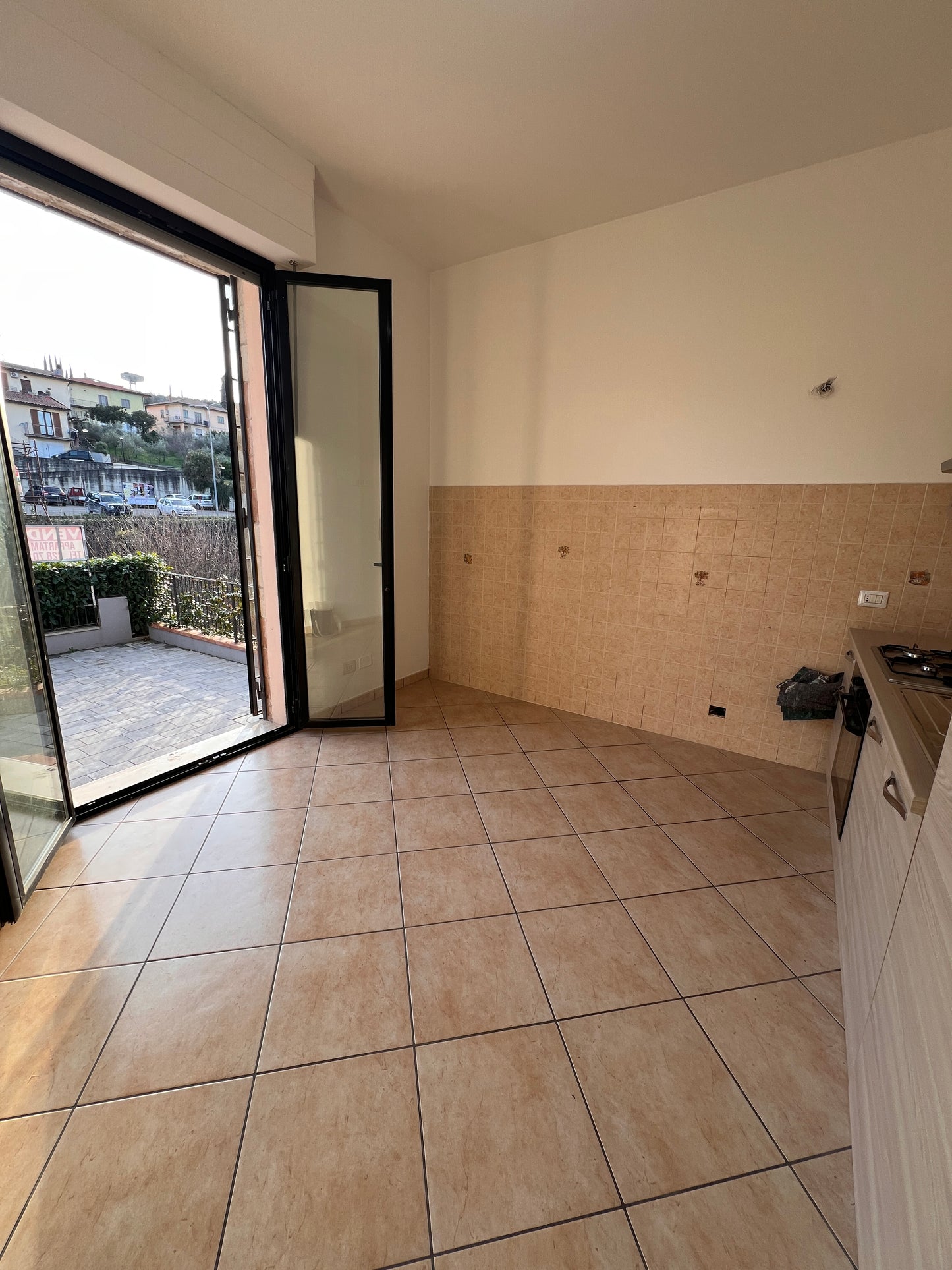 Big apartment one floor and garage