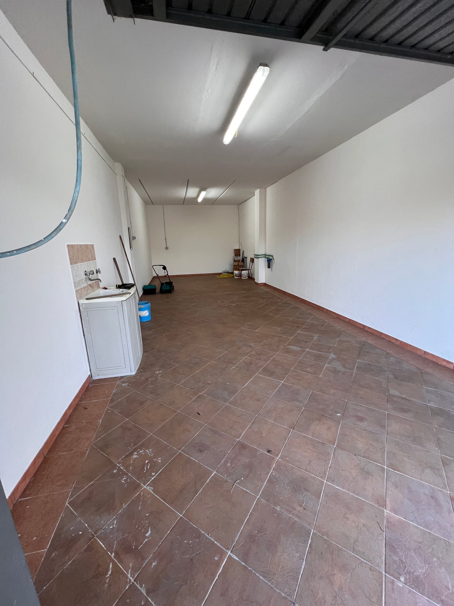 Big apartment one floor and garage