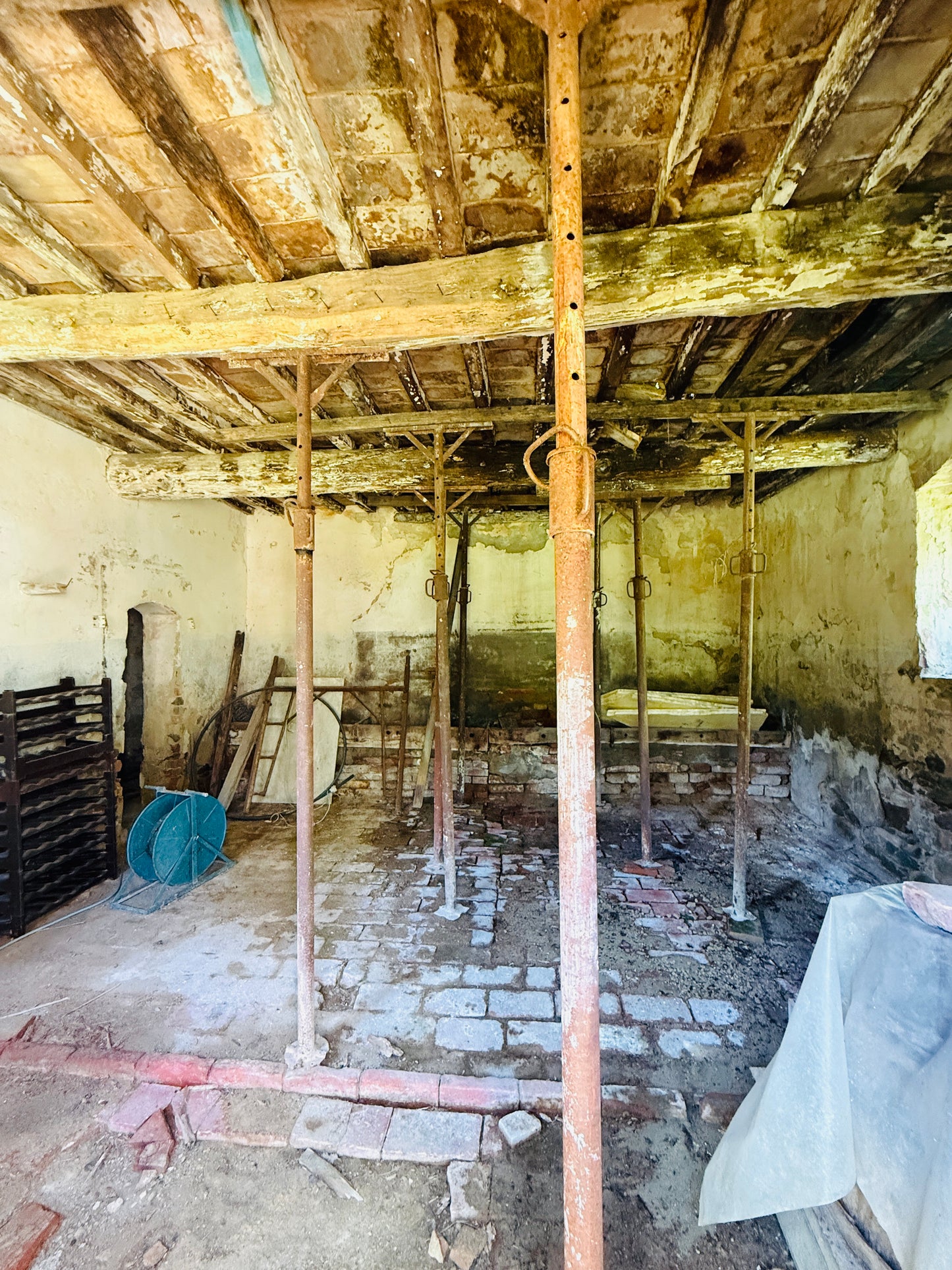 Farmhouse for sale
