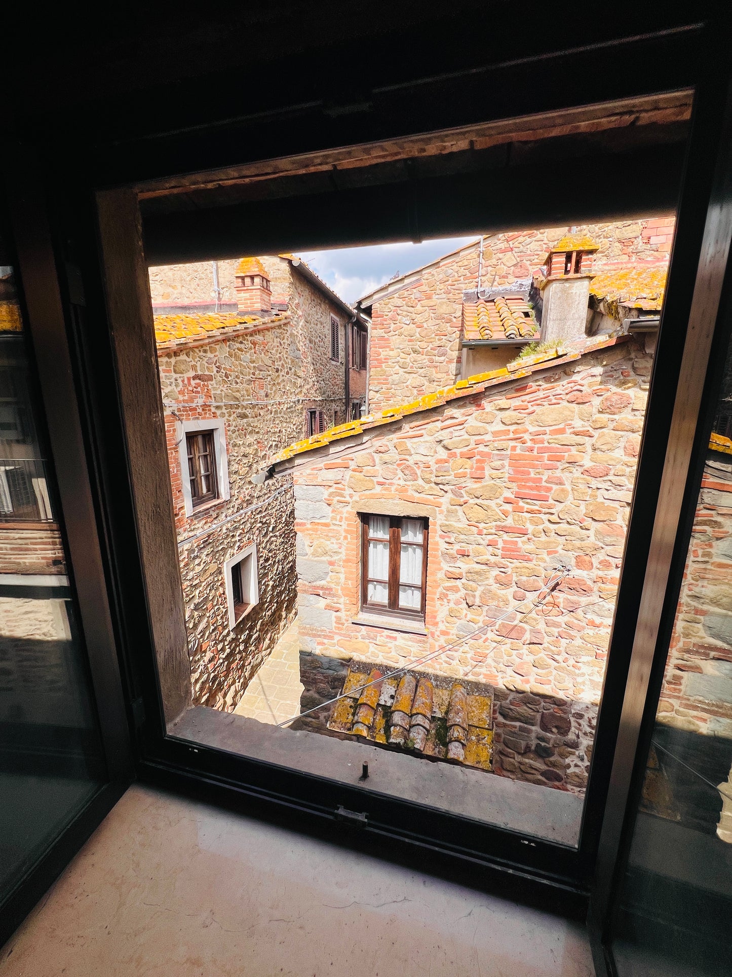Stone house 4 bedrooms