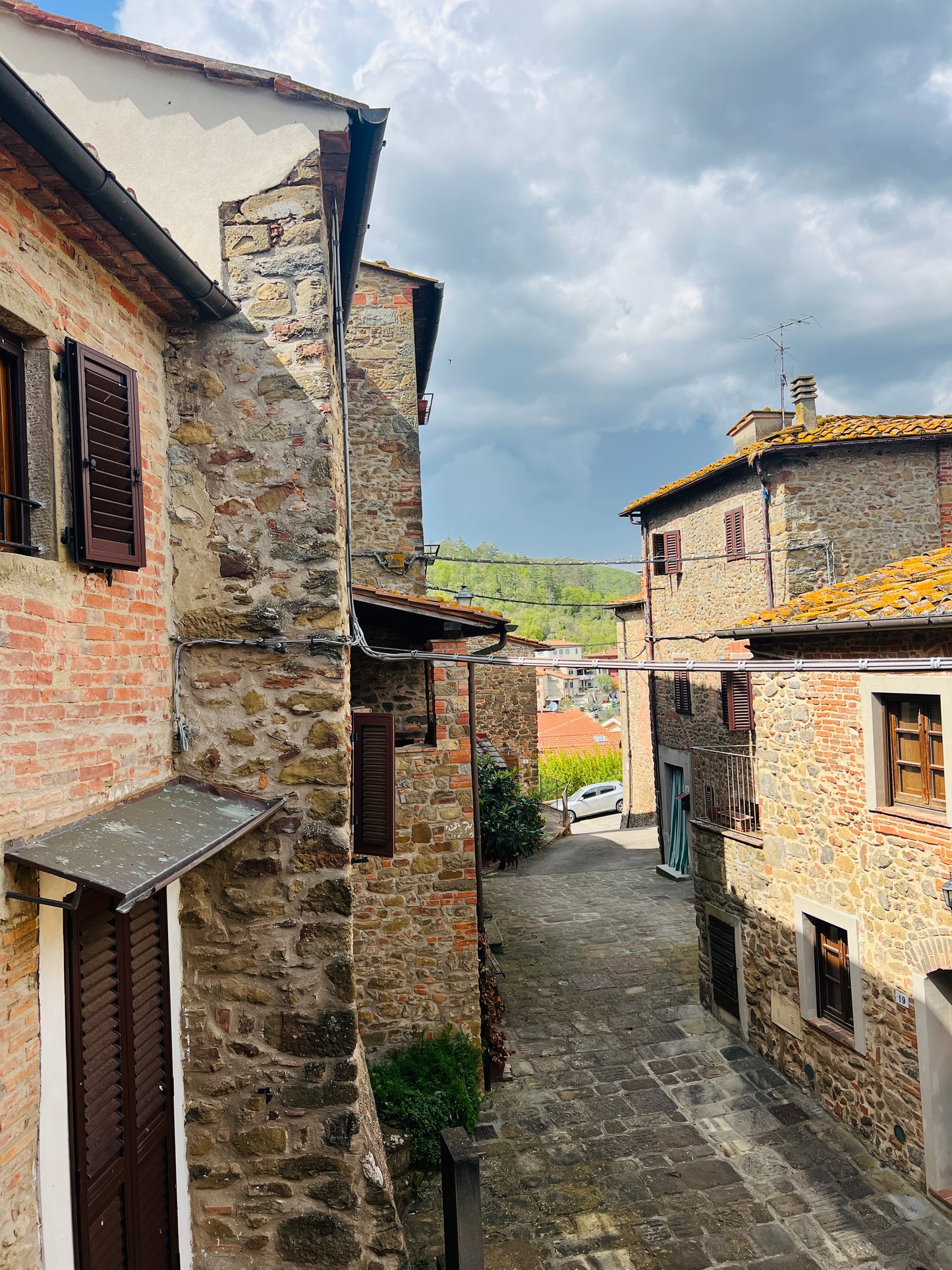 Stone house 4 bedrooms