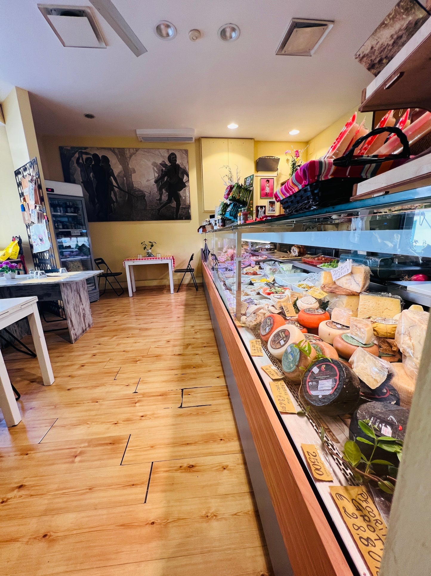 Grocery, Bar, diner