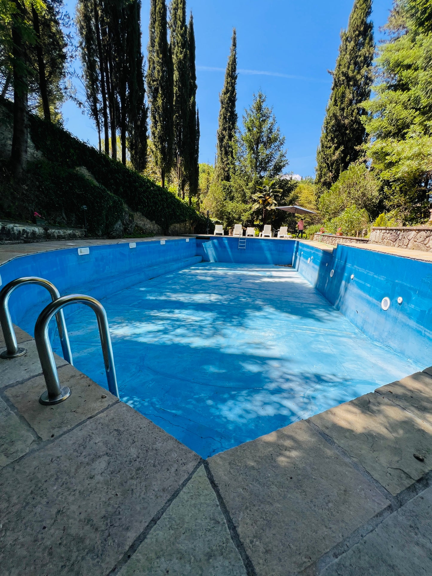 Villa with gigantic pool