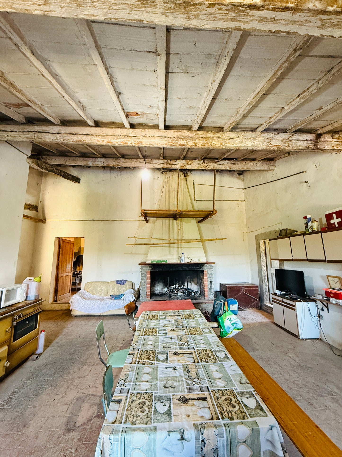 Farmhouse with 75 hectares
