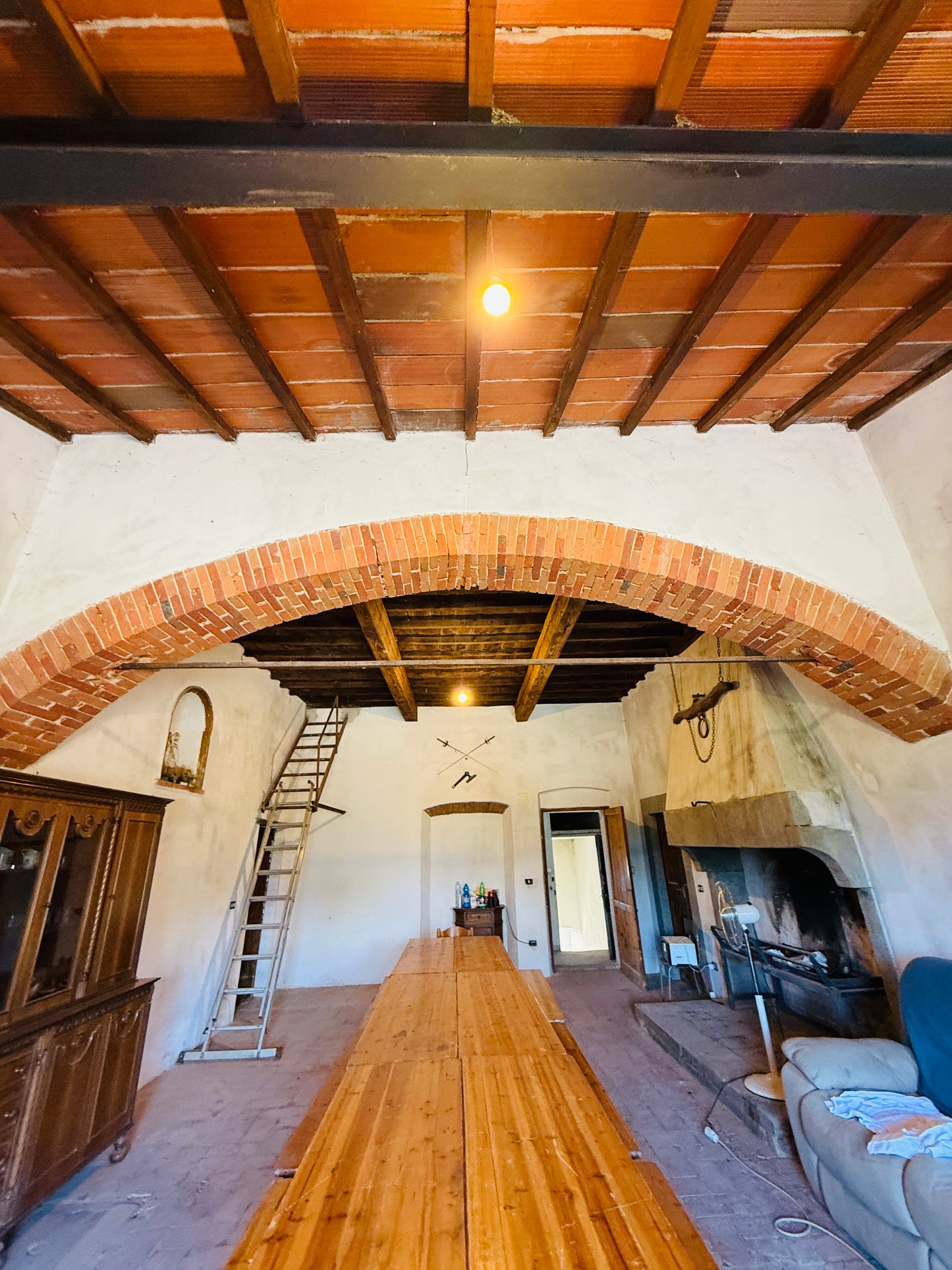 Farmhouse with 75 hectares