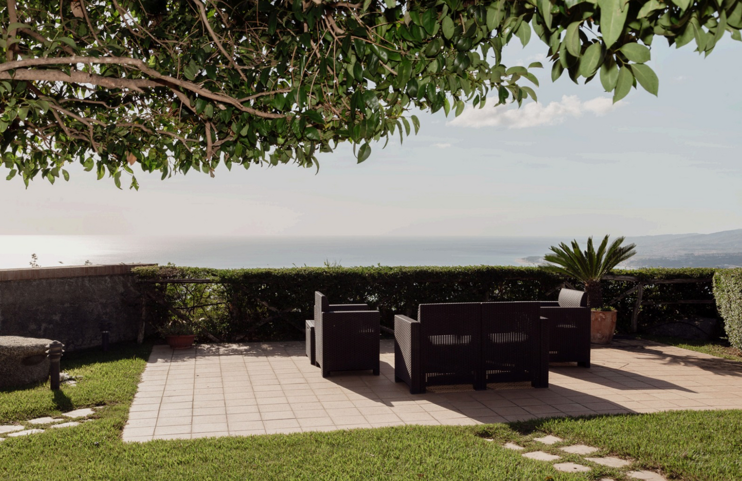 Villa with a pool sea view in Calabria