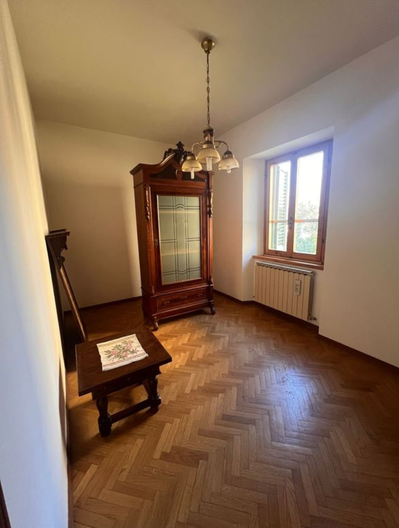 Apartment first floor ready to move