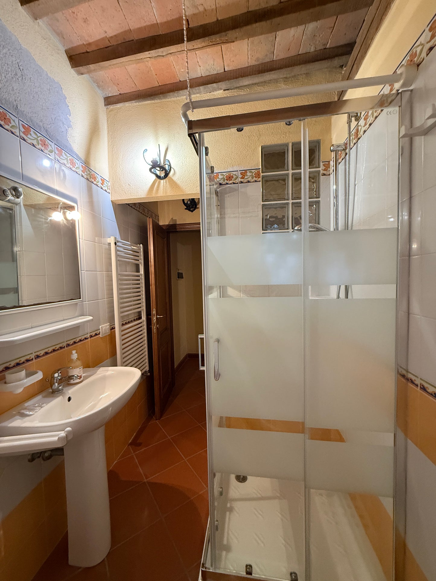 Charming Two-Room Apartment in the Historic Heart of the City on Via Soccini