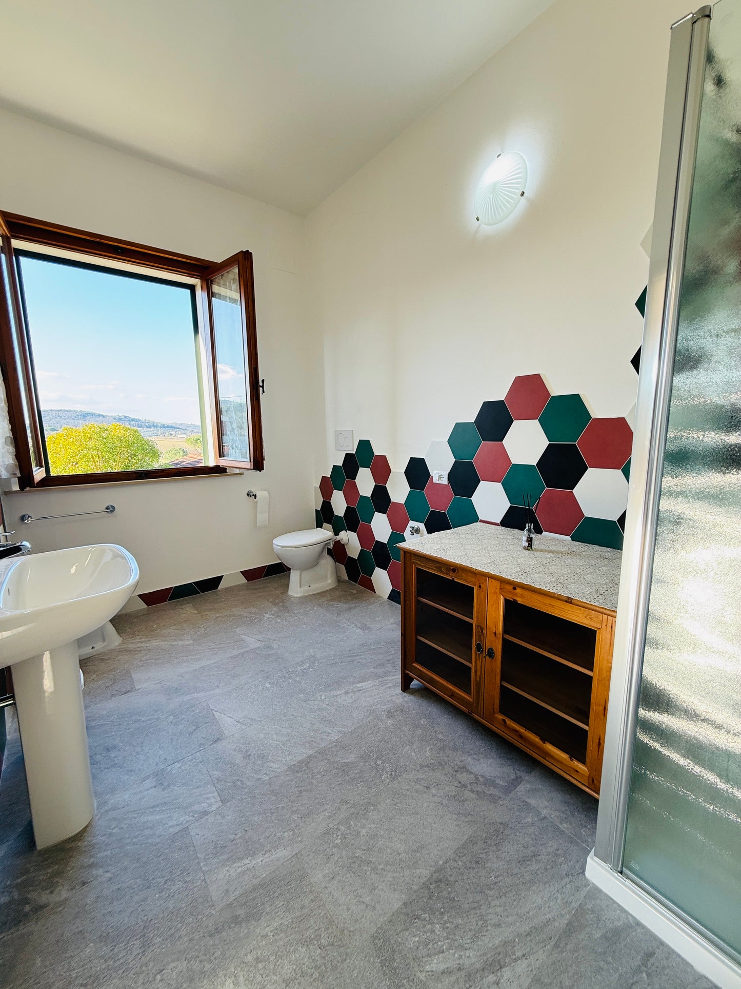 Spacious two-room apartment ready to move in