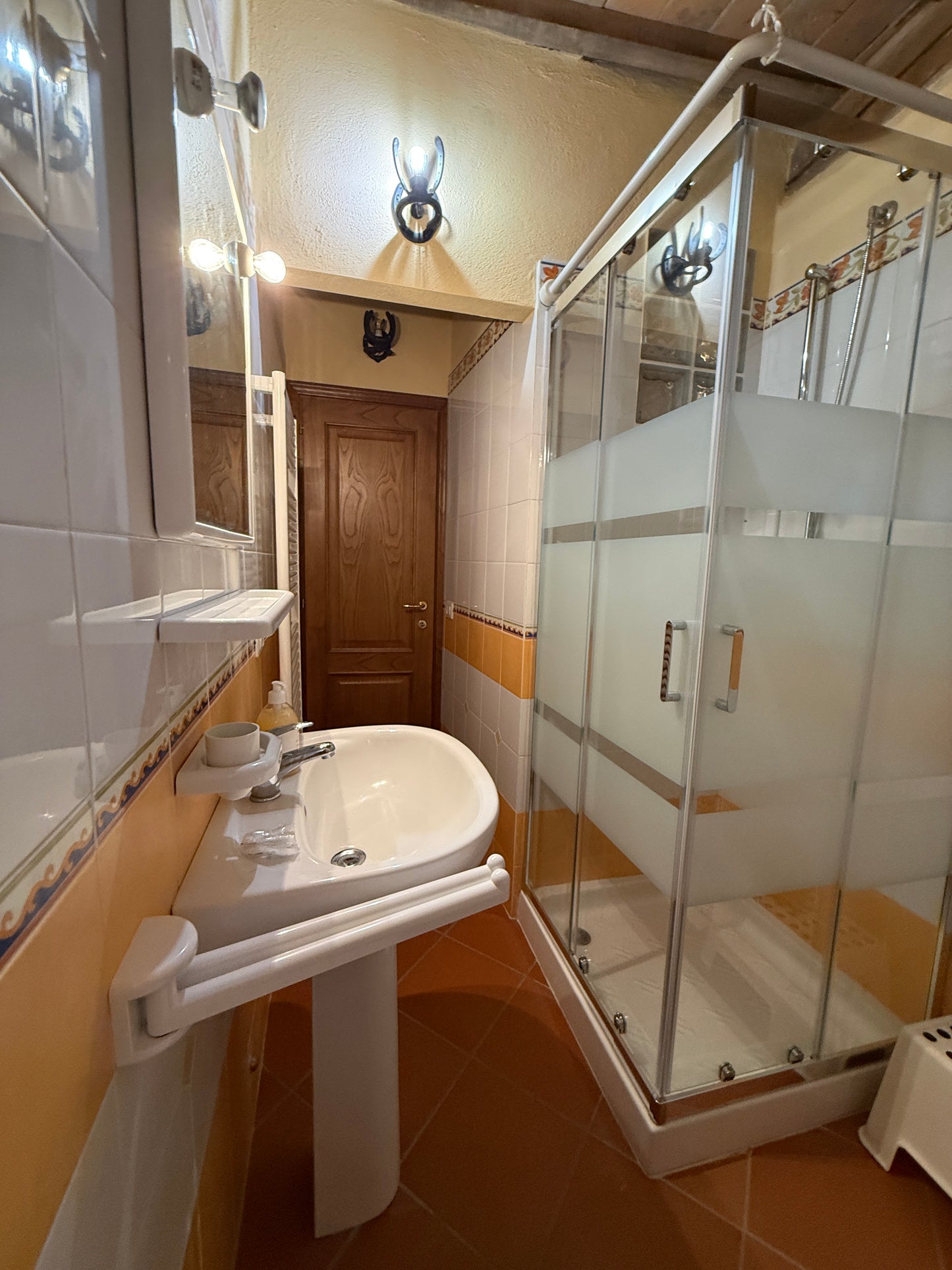 Charming Two-Room Apartment in the Historic Heart of the City on Via Soccini