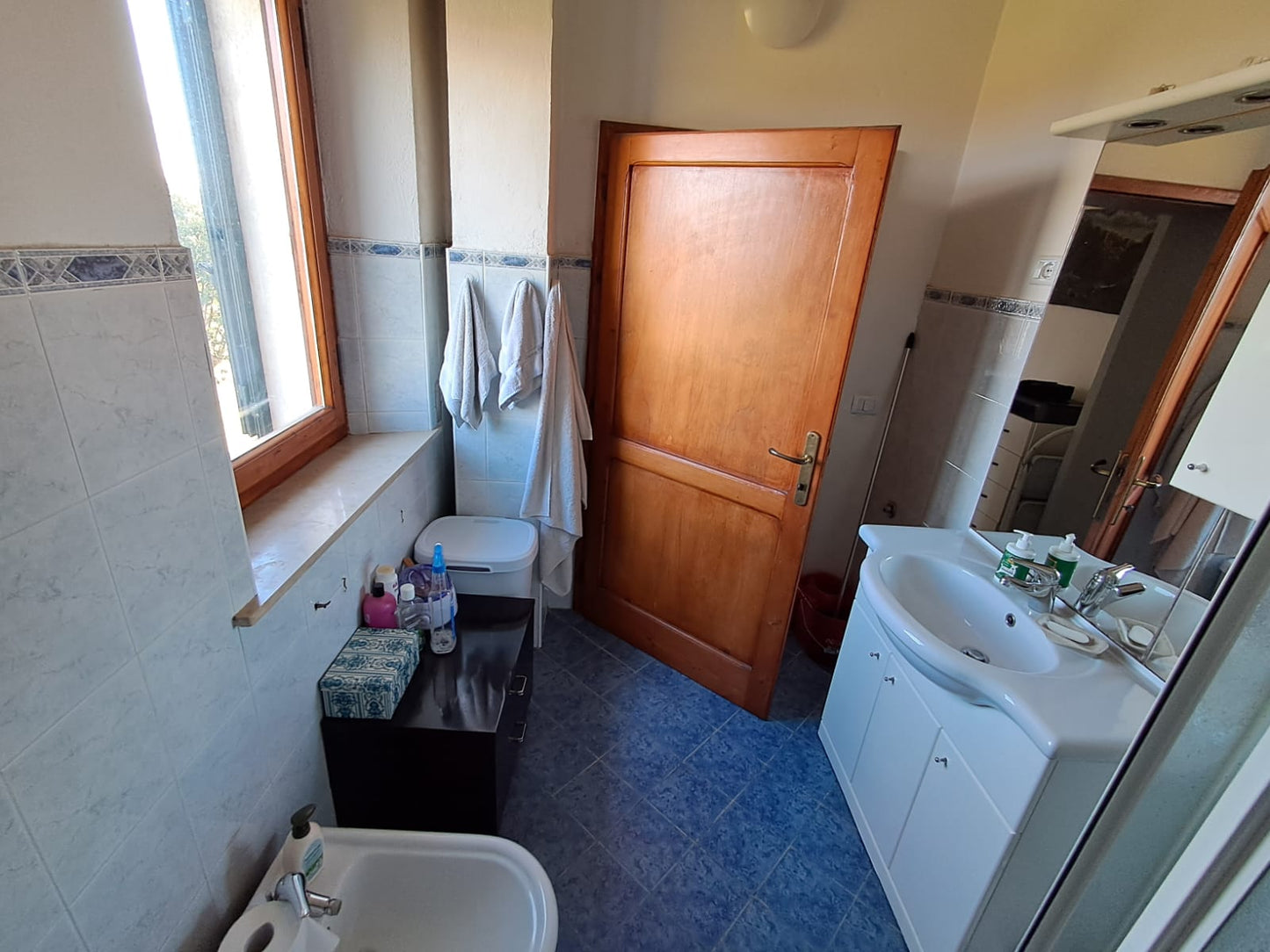 Move-in Ready Apartment Close to Amenities