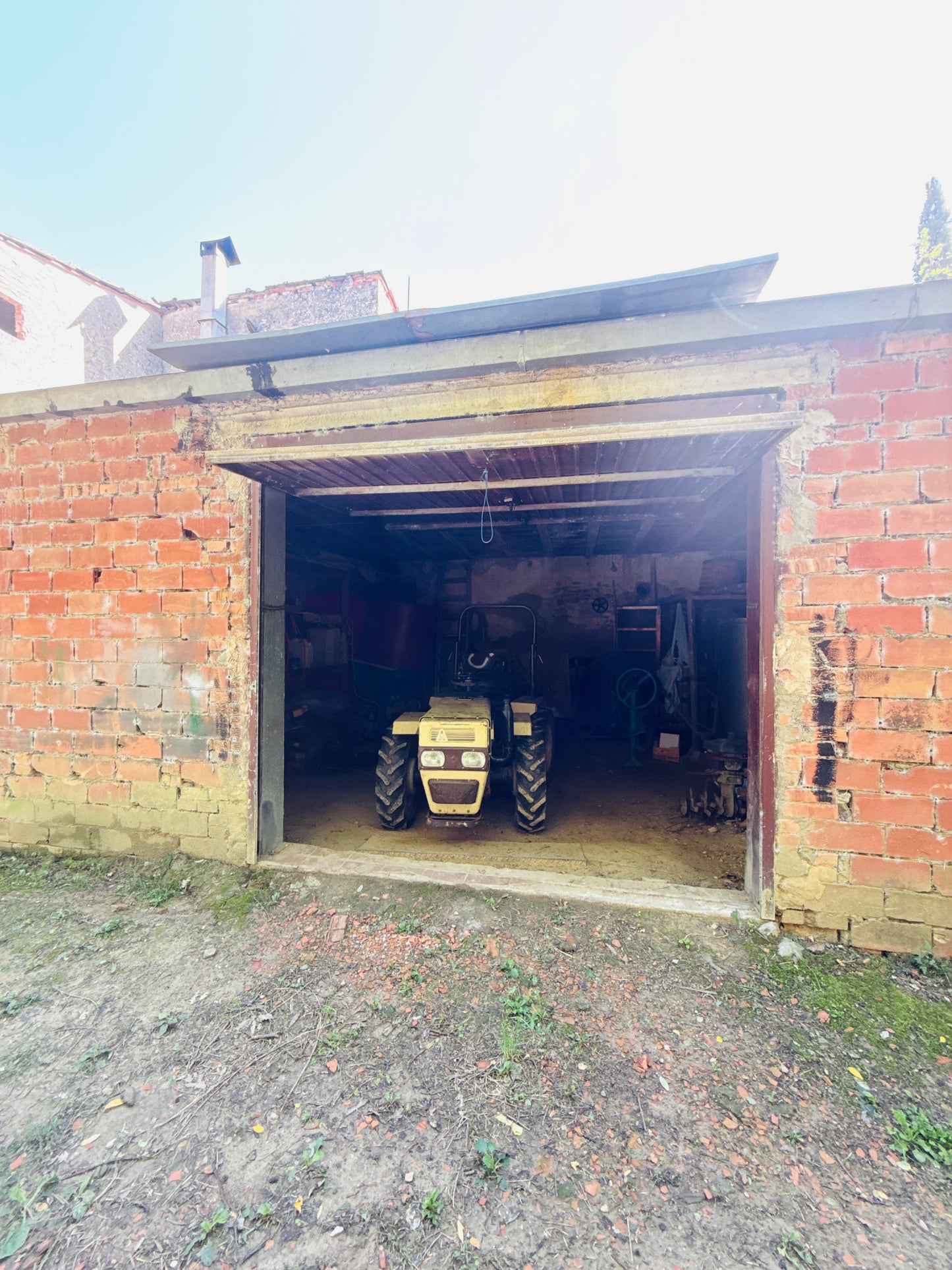 Farmhouse for sale