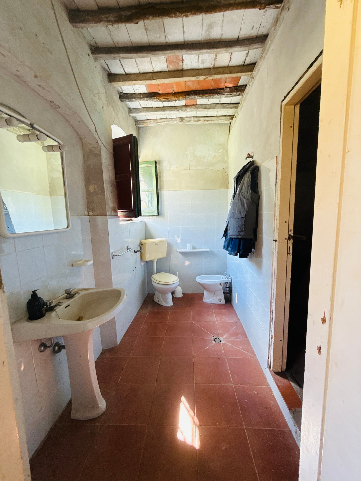 Farmhouse for sale