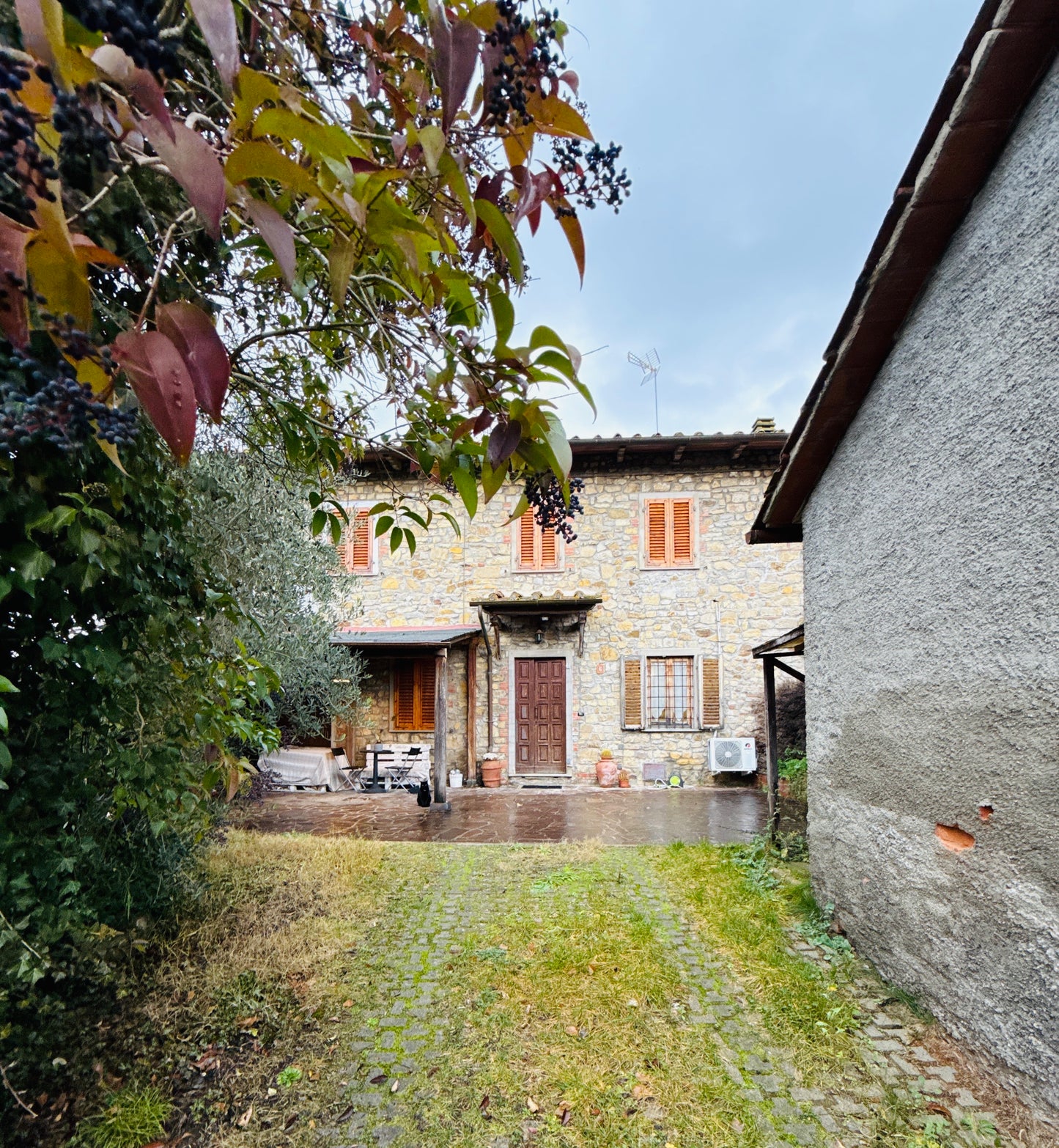 Stone house with two bedrooms NOT AVAILABLE
