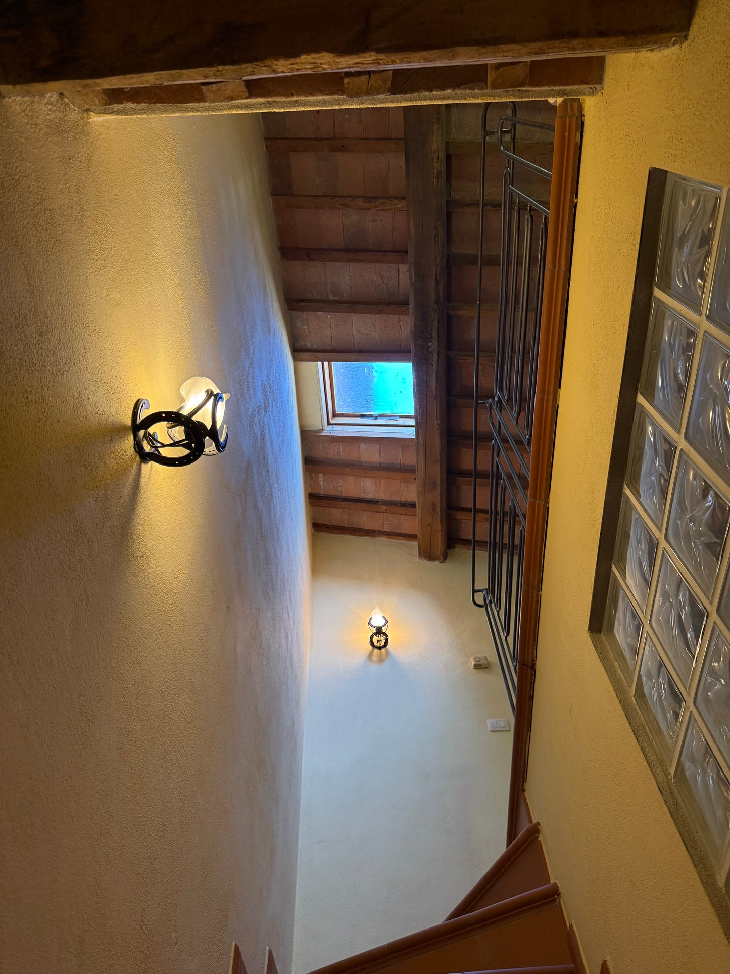 Charming Two-Room Apartment in the Historic Heart of the City on Via Soccini