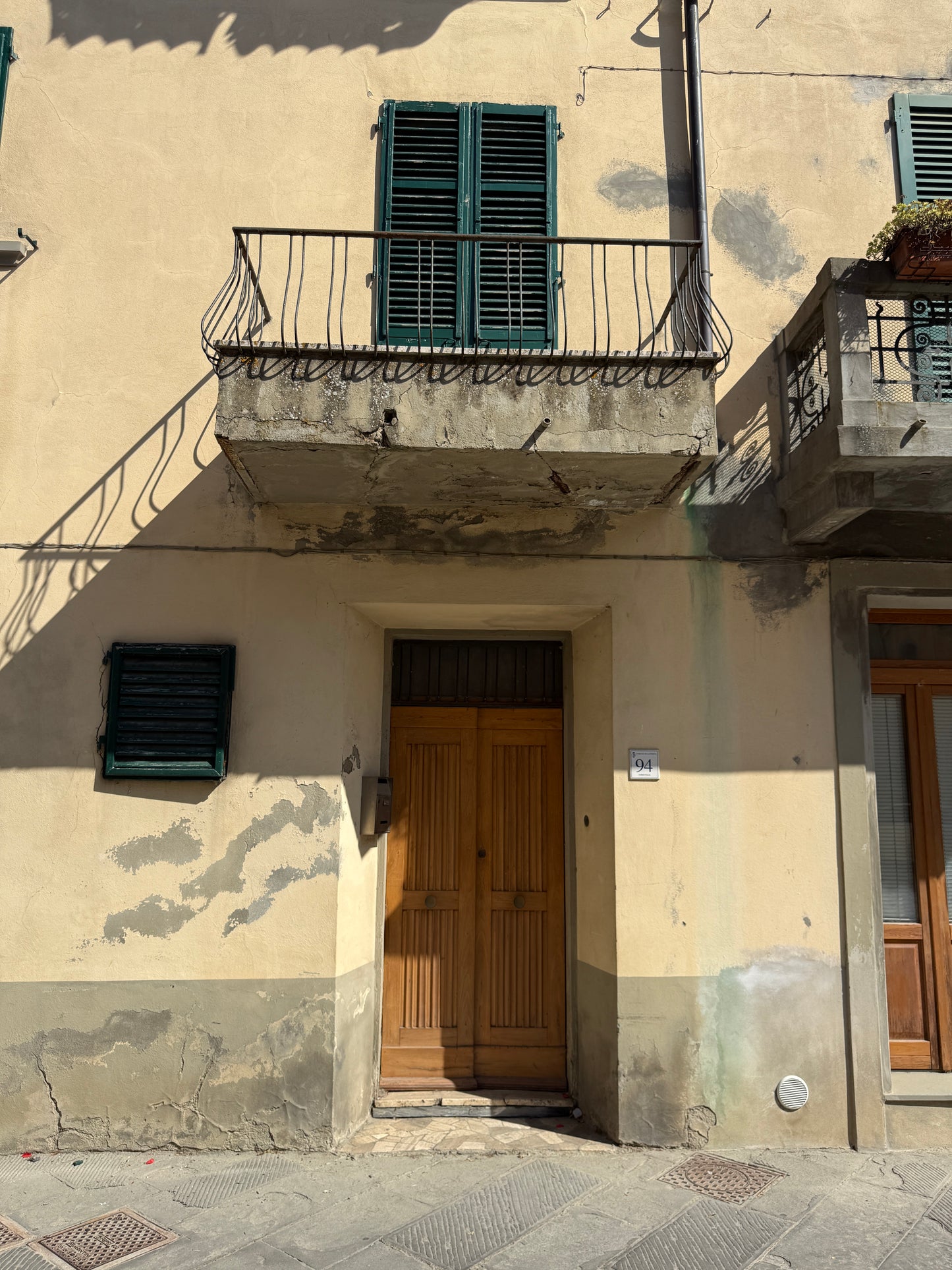 Apartment to renovate in the historic heart of Laterina