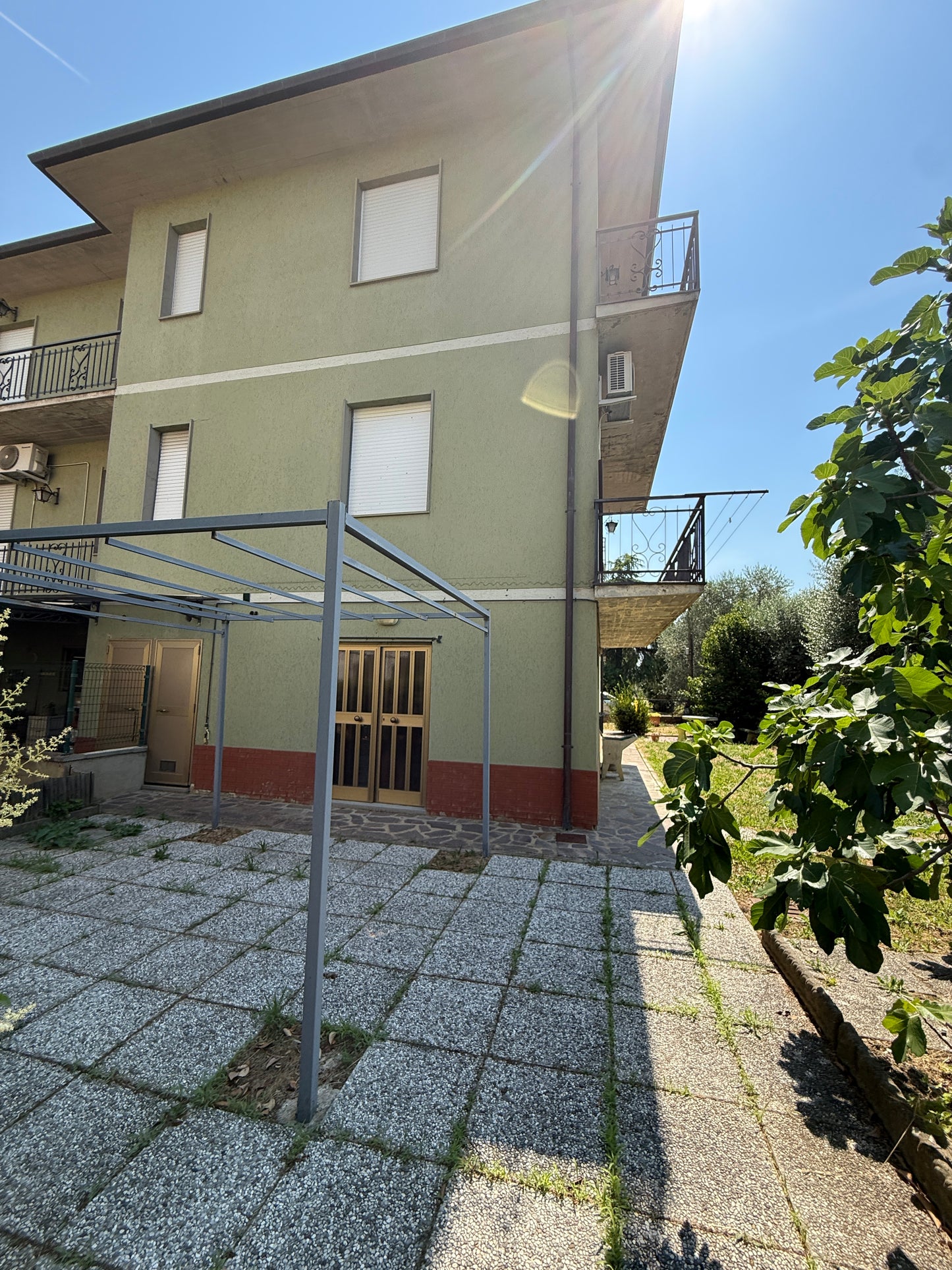 Corner Apartment with Private Garden and Garage