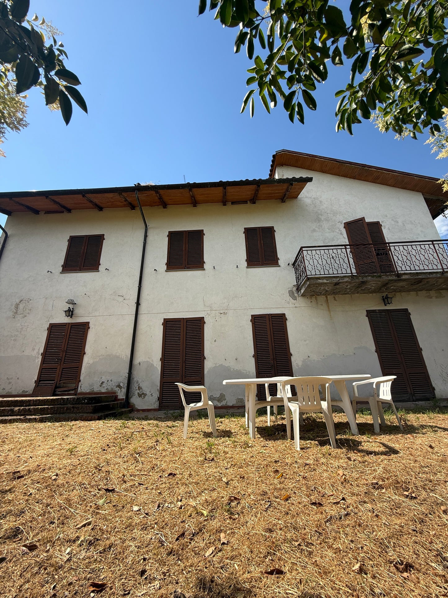 Villa near Arezzo centre with wineyard