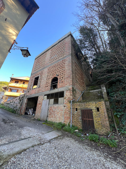 Old barn large seize