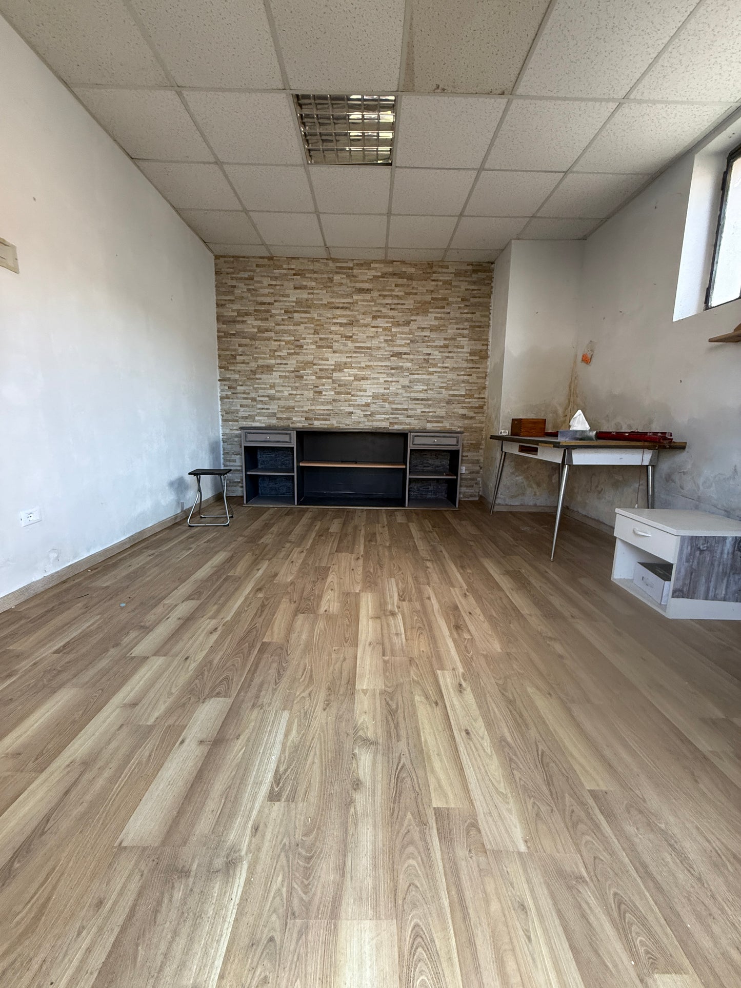 Renovated house 3 bedrooms , garage and garden
