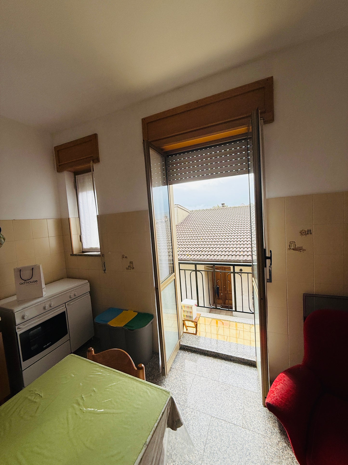 Detached House for Sale - Plenty of Space and Comfort