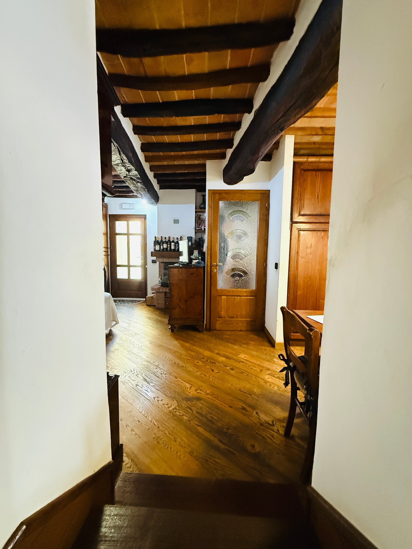 Typical Tuscan apartment ready to move into