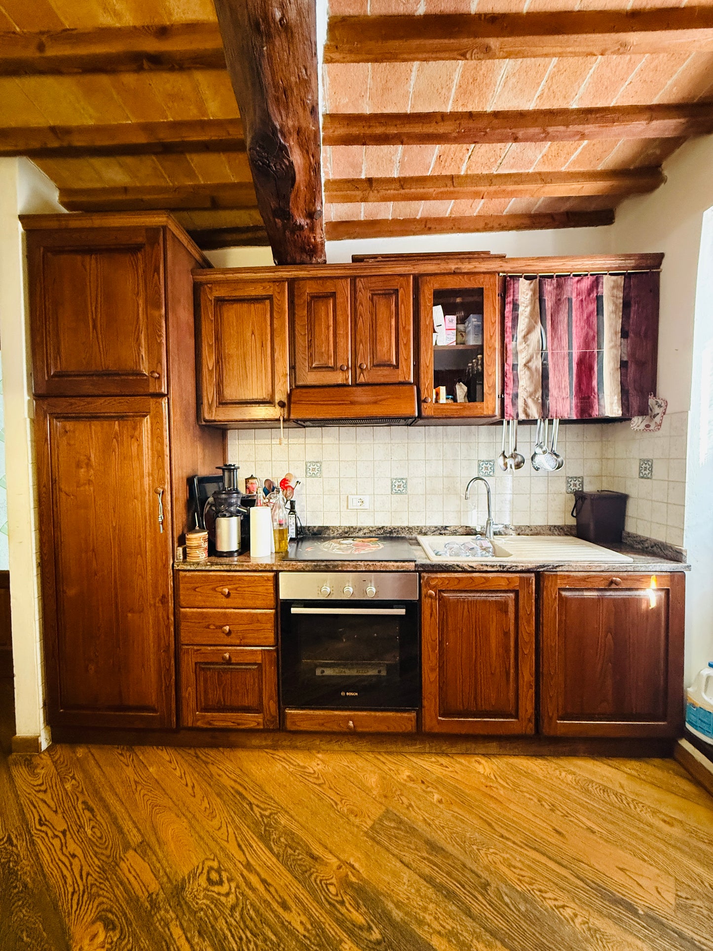 Typical Tuscan apartment ready to move into
