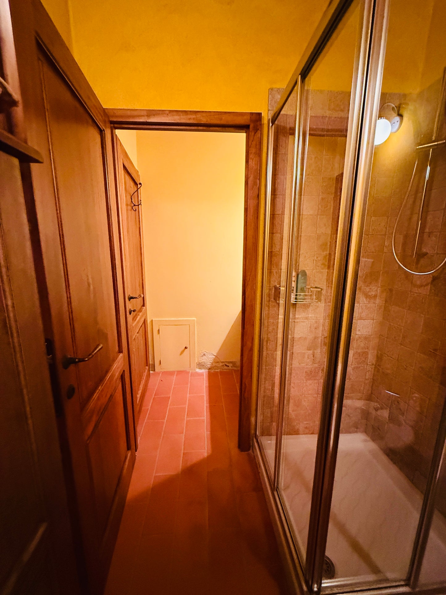 Fully renovated stone house with independent access