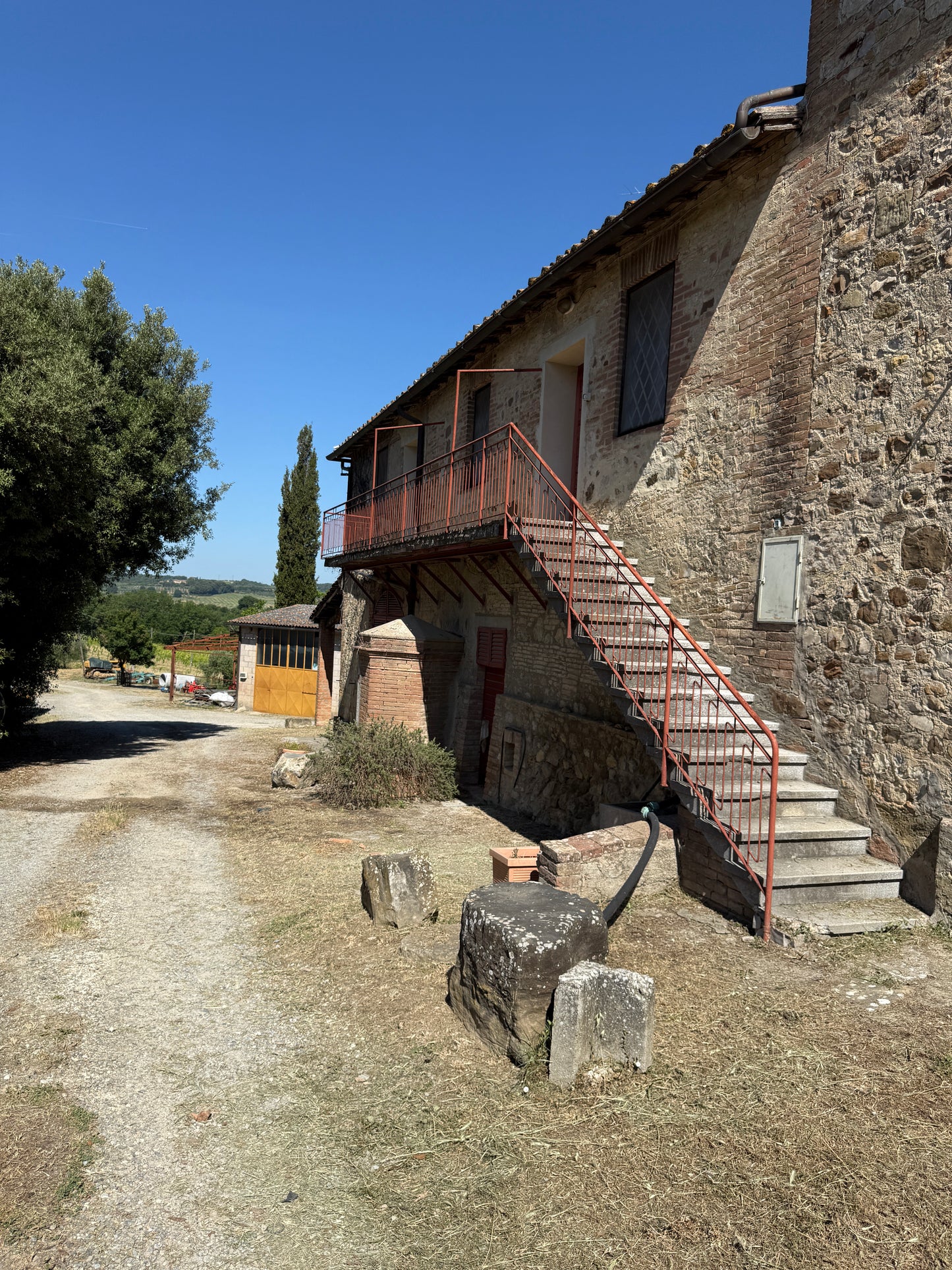 Farm with vineyard in Castelnuovo Berardenga - Siena