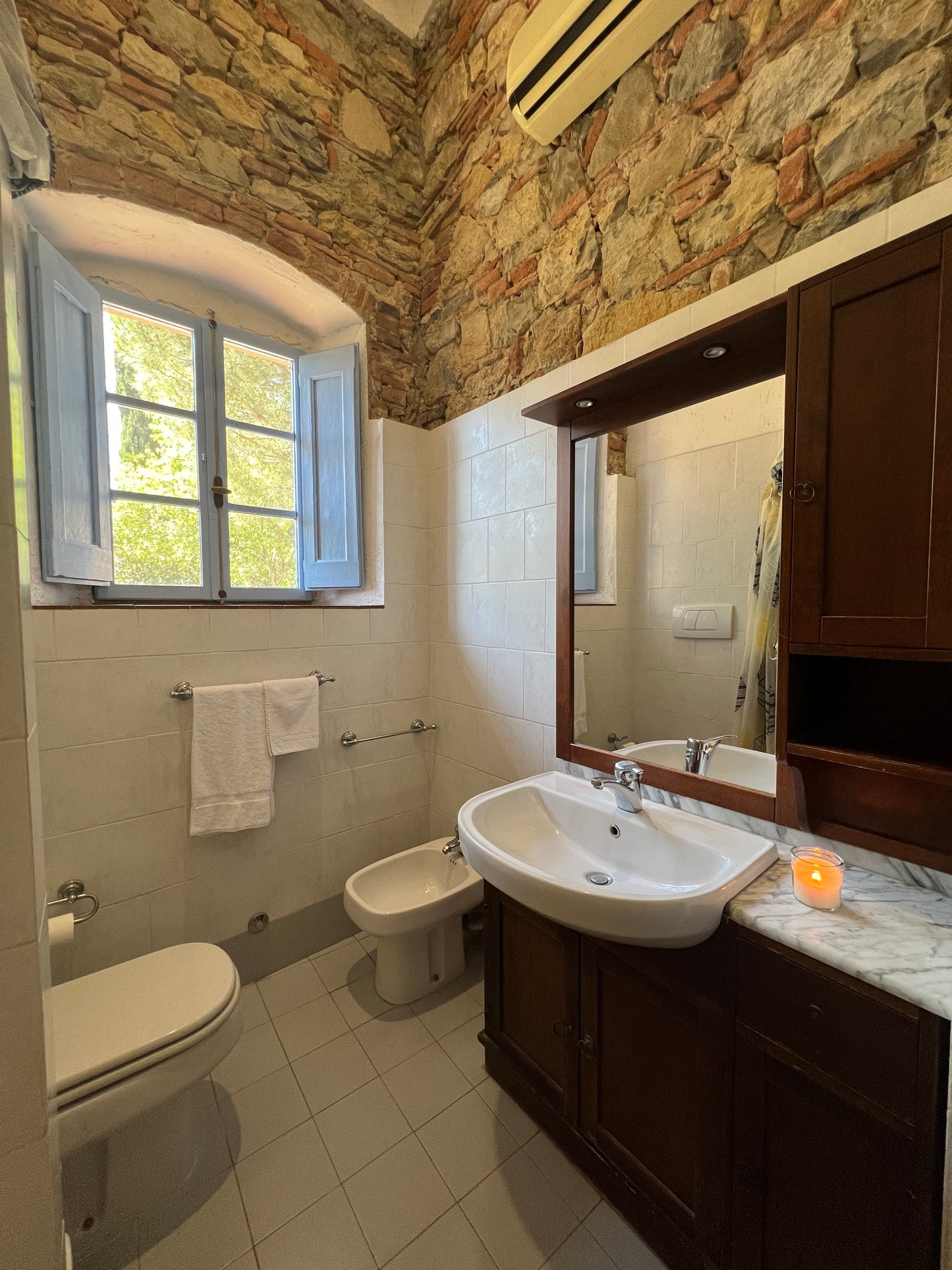 Charming stone house 4 bedrooms