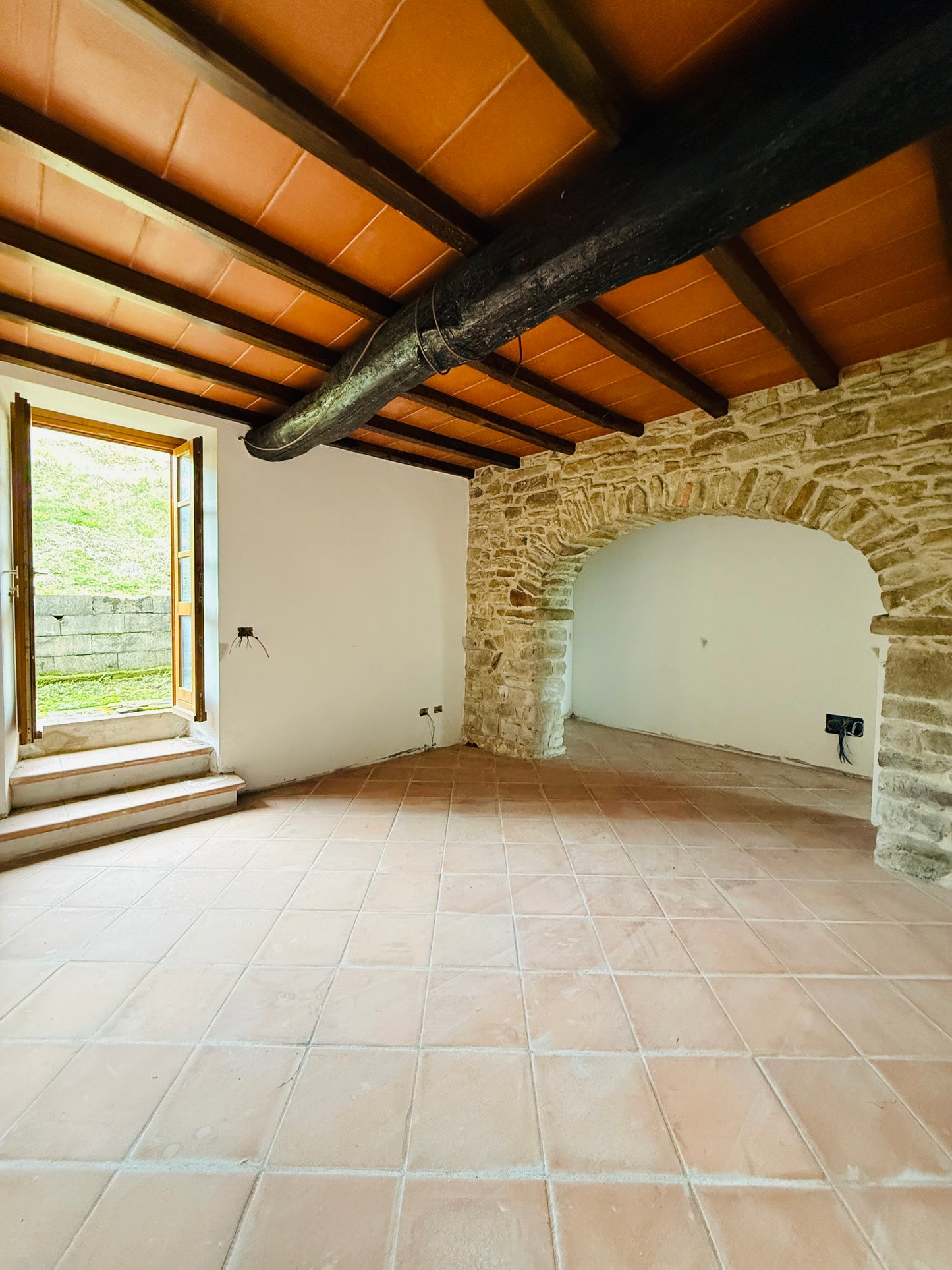 Stunning property in Tuscany: a unique opportunity surrounded by nature