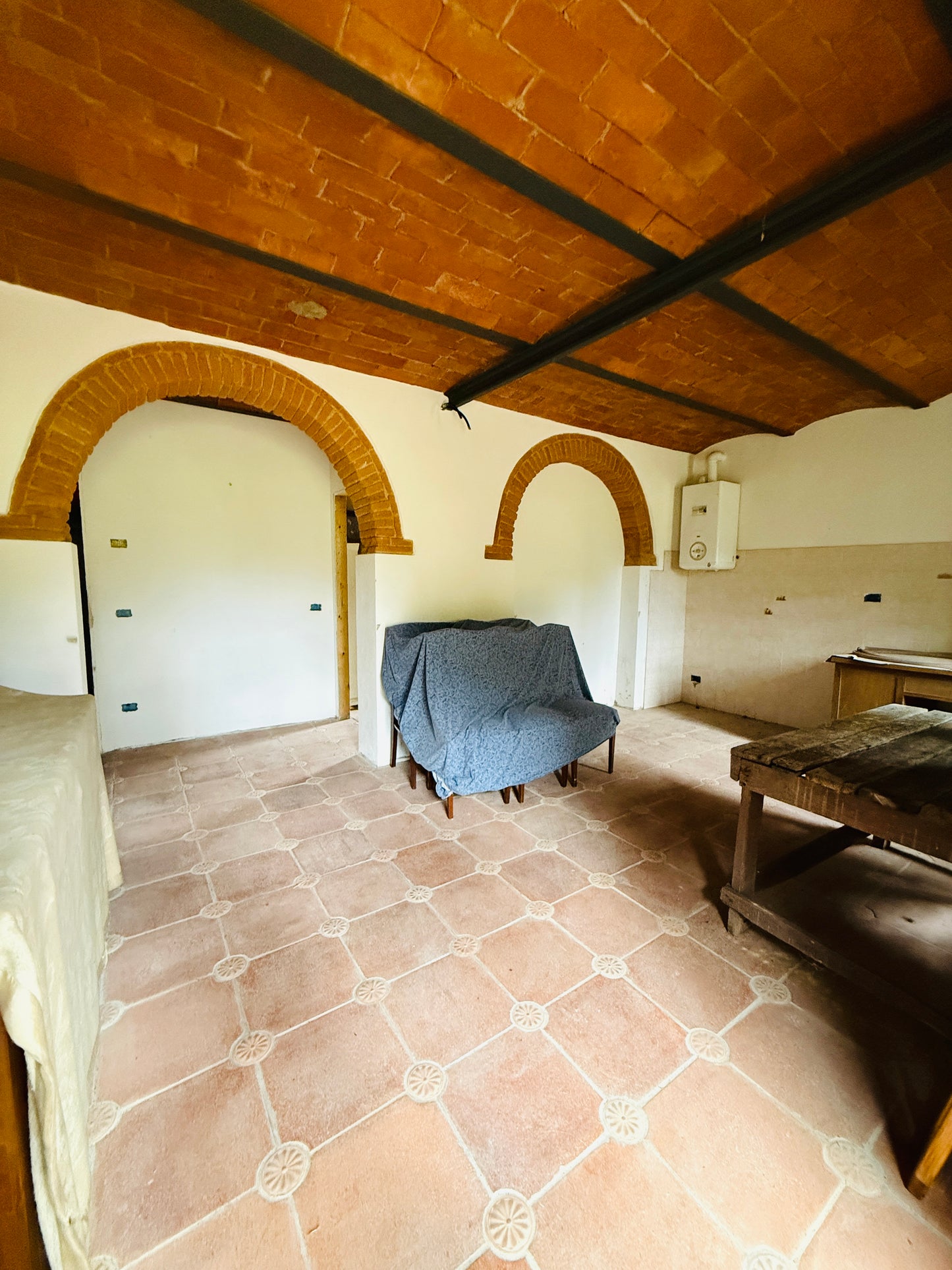 Stunning property in Tuscany: a unique opportunity surrounded by nature