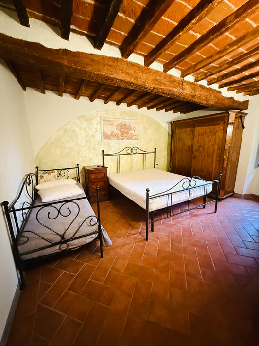 Small apartment for long rent NOT AVAILABLE