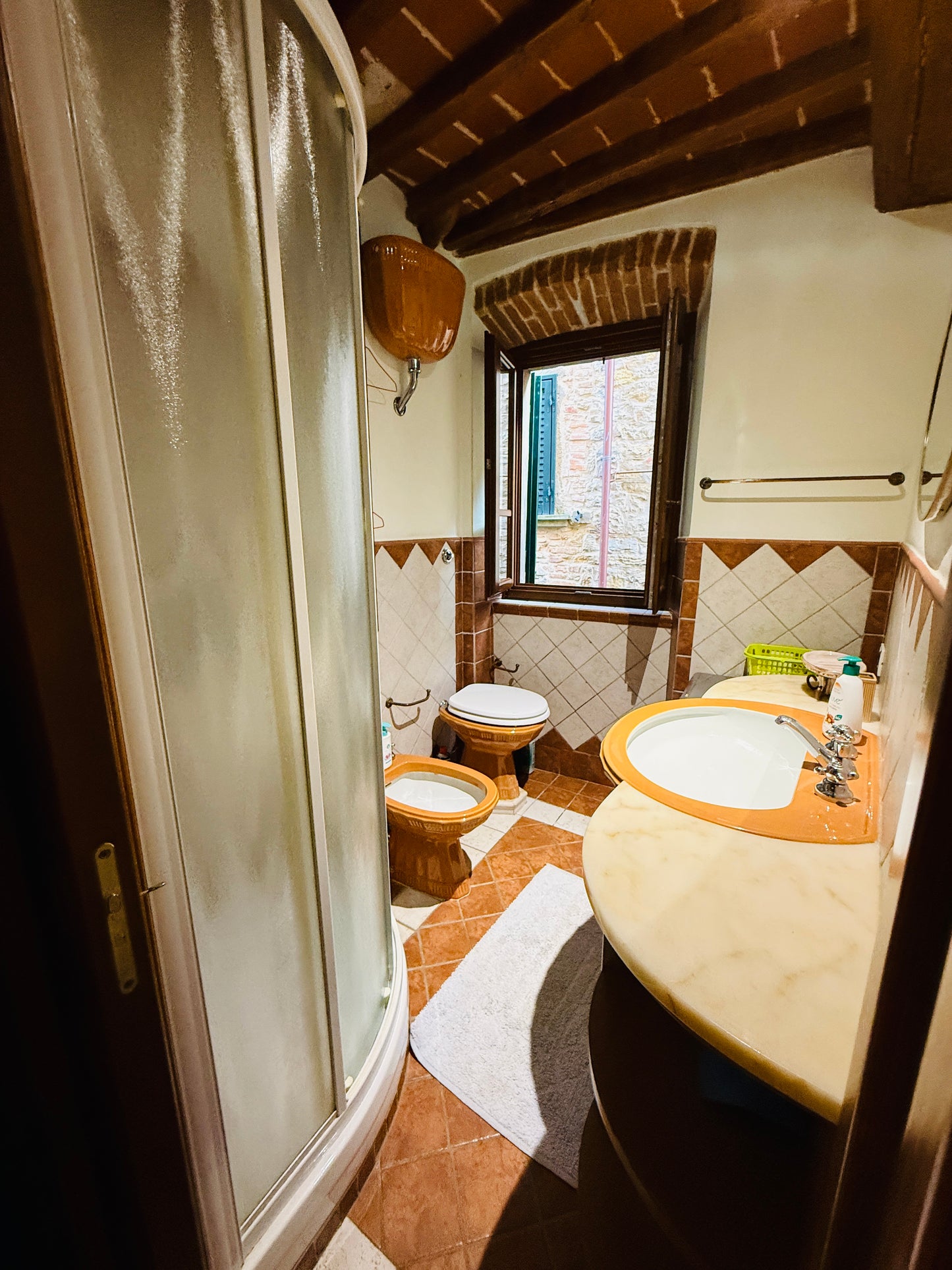 Small apartment for long rent NOT AVAILABLE