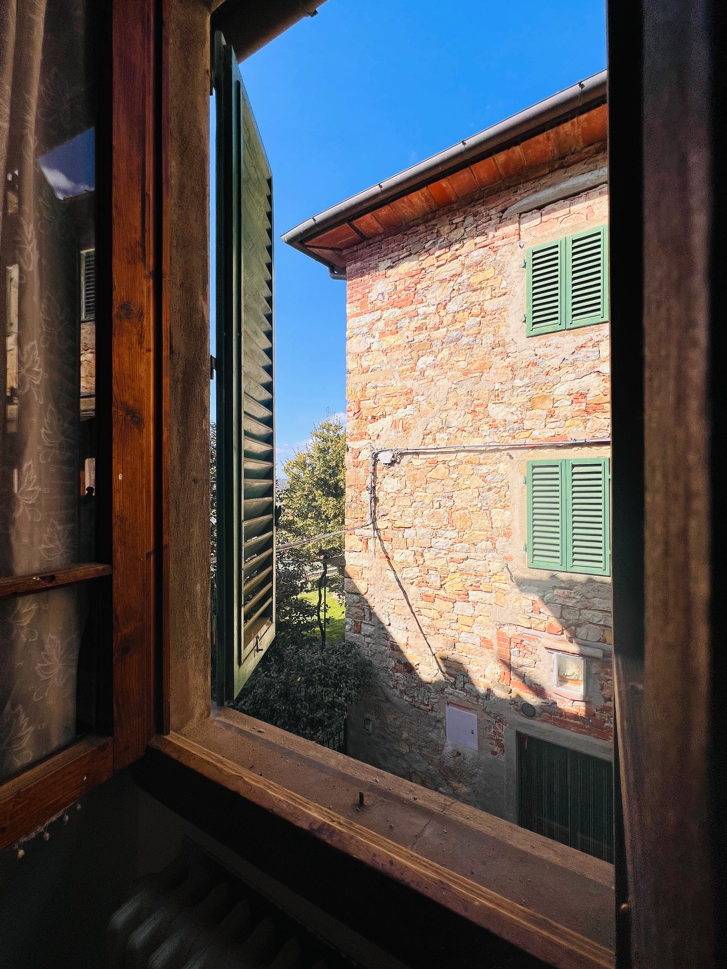Double garage and terrace