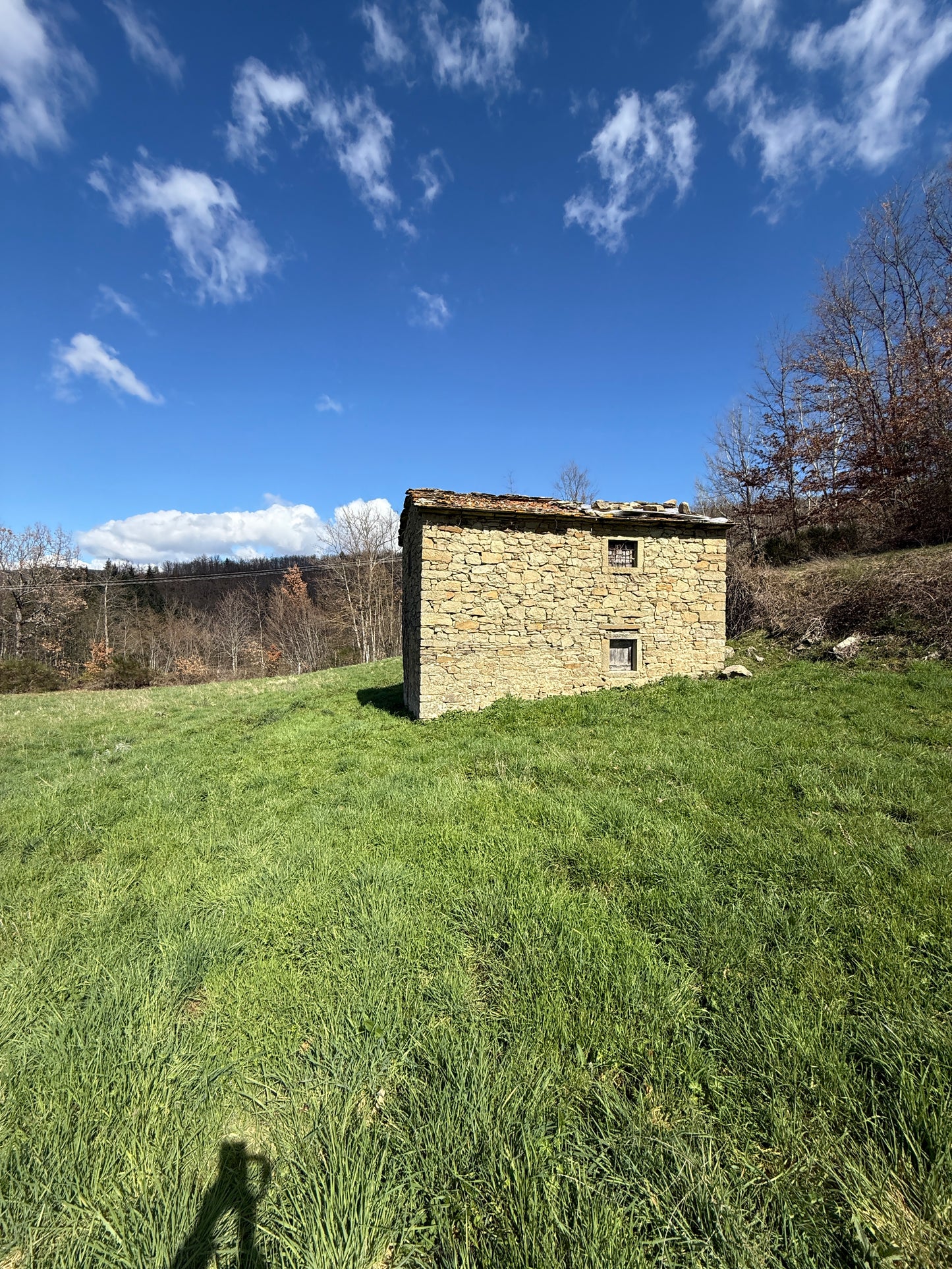 Stone cabin in the heart of nature - mountain village