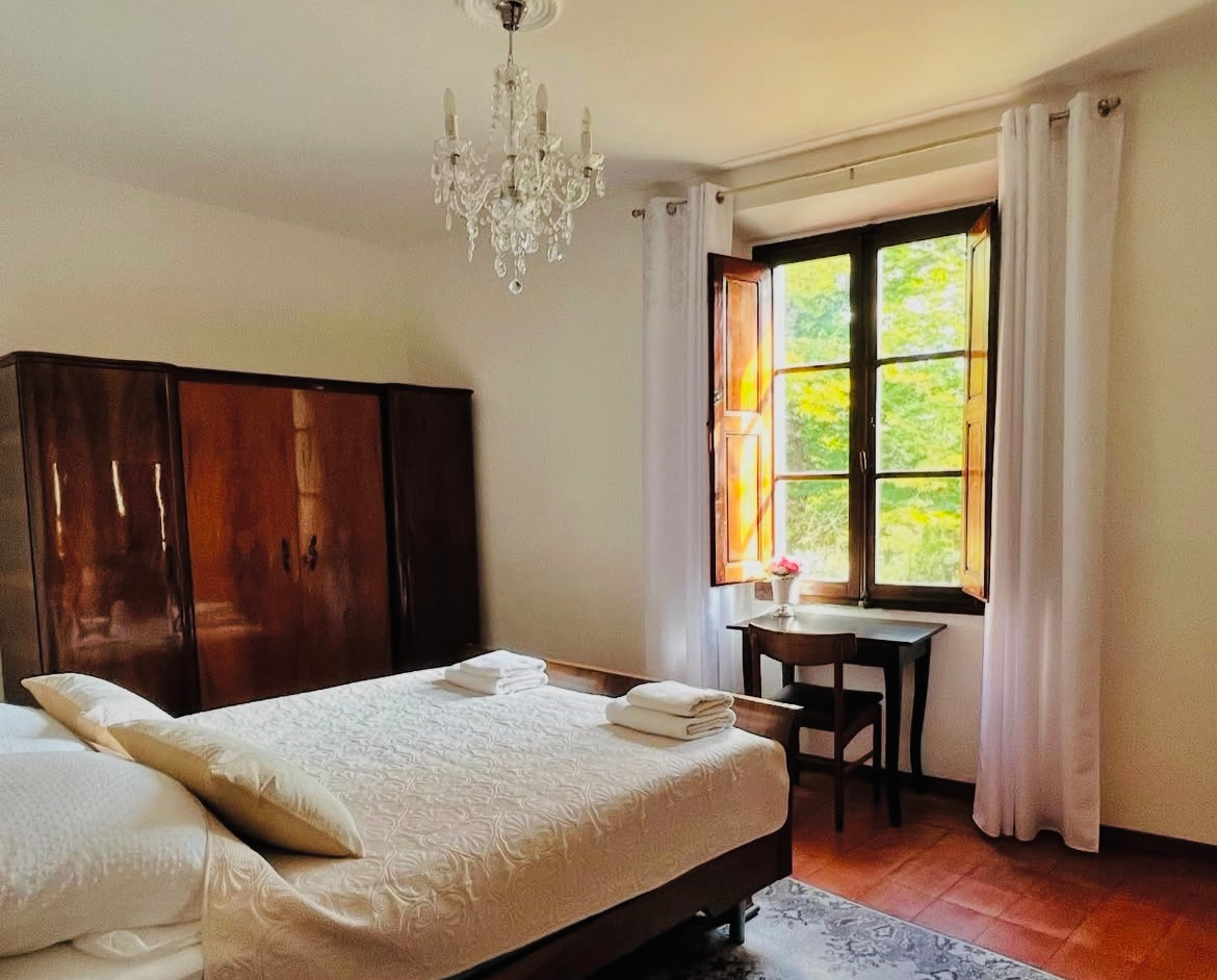 3 bedrooms and pool