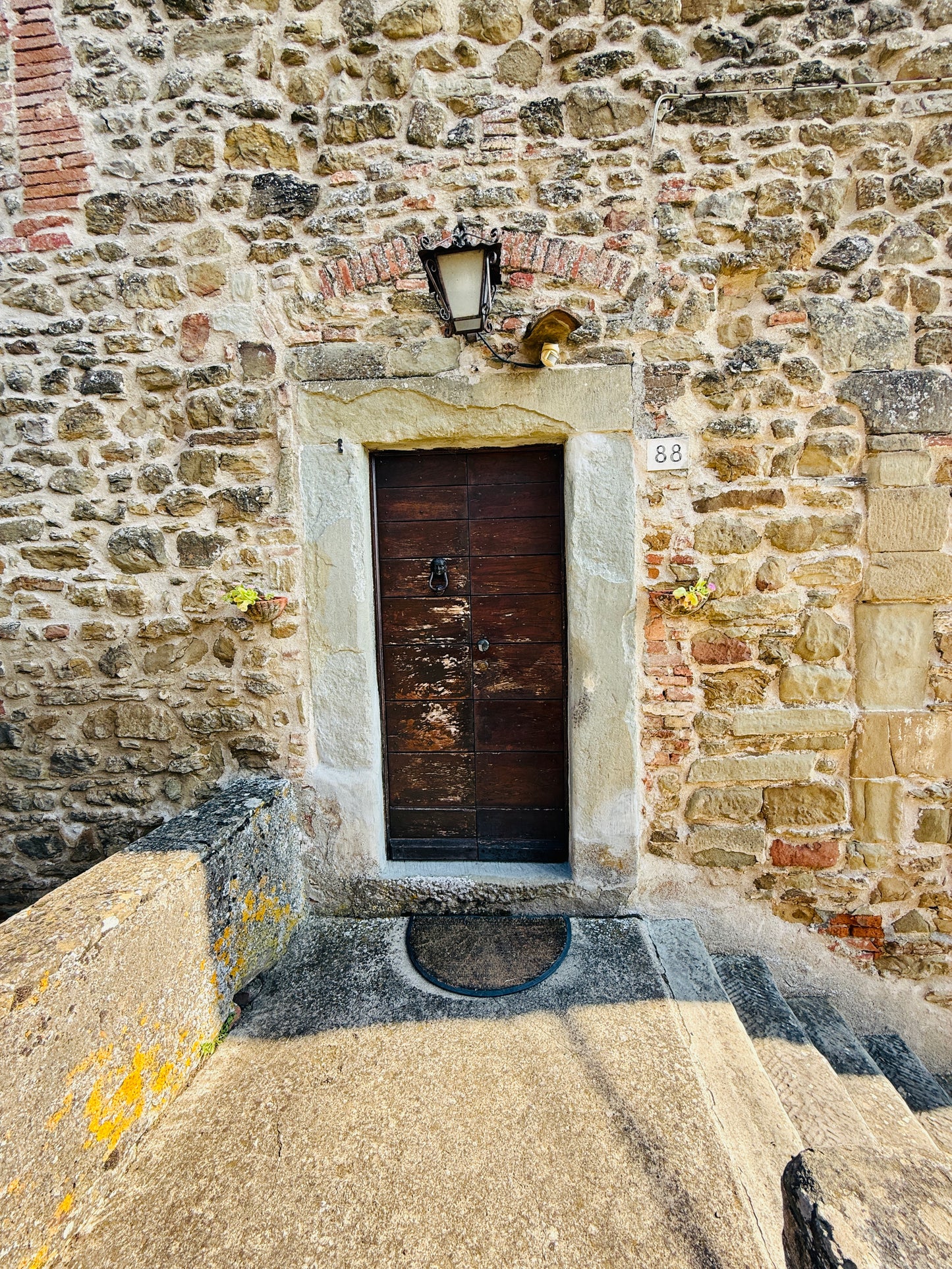 Portion of a castle ready to move into, 3 km from the centre of Anghiari