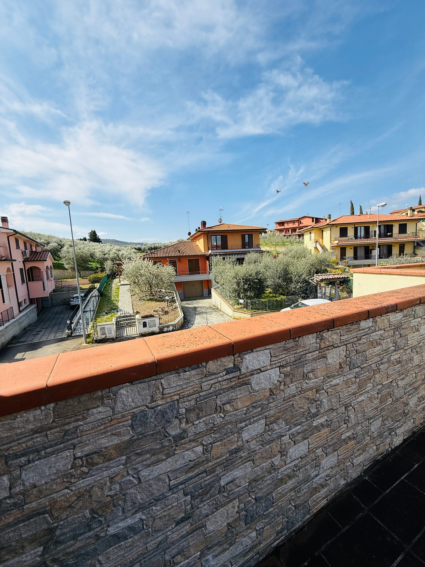 UNDER CONTRACT 130 + triple garage + 2 terrace + garden