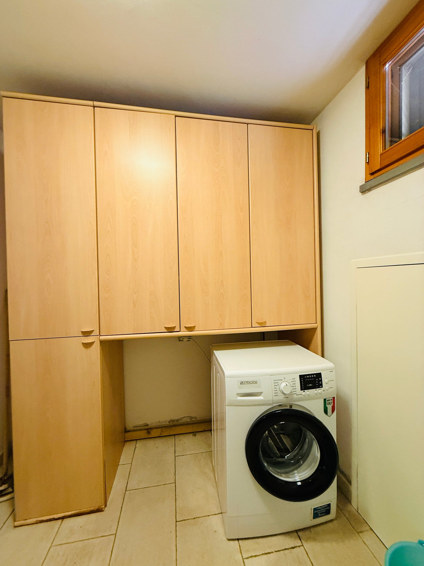 UNDER CONTRACT 130 + triple garage + 2 terrace + garden